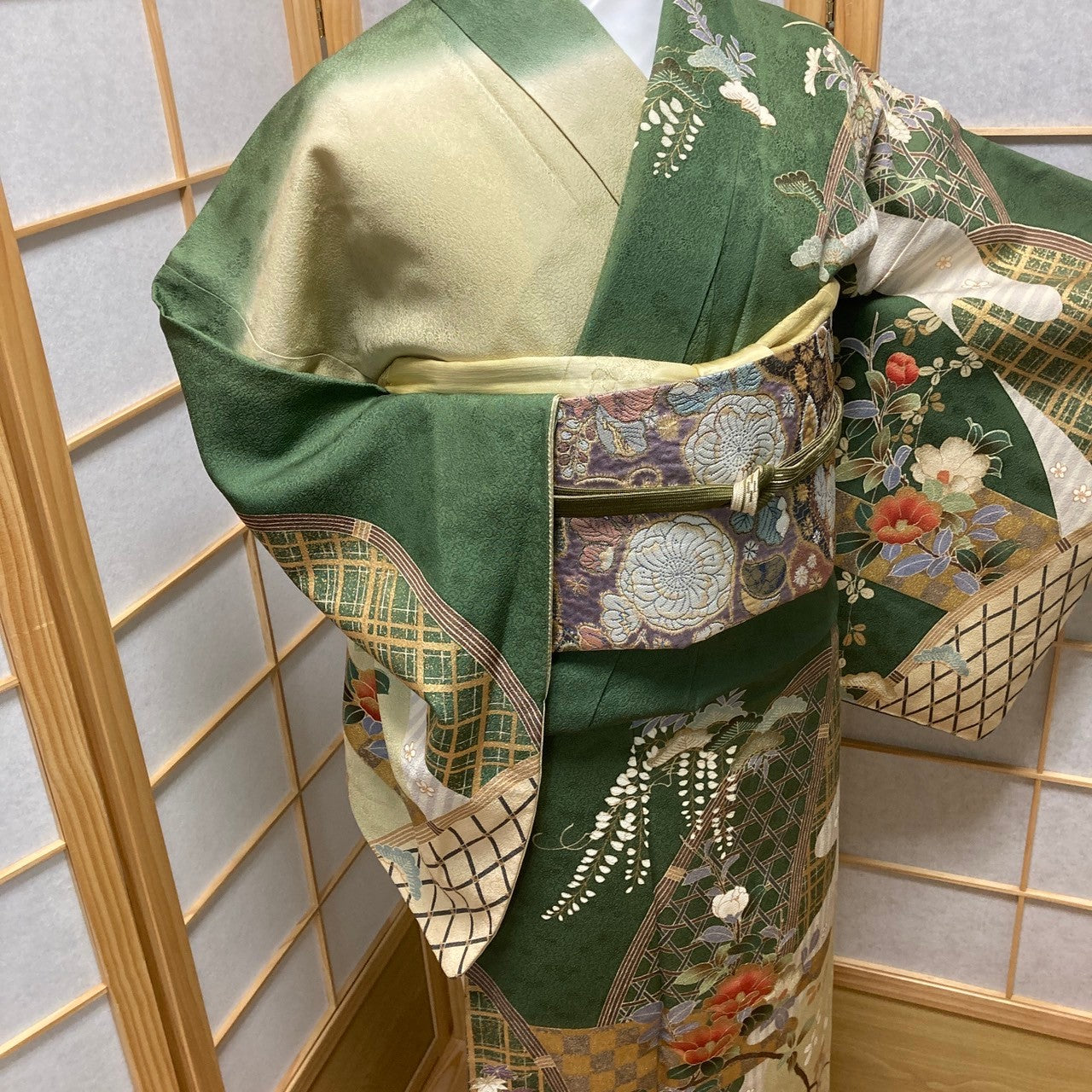 2874# Japanese Kimono Vintage Womens Silk Fabric Robe Kimono only sold Green