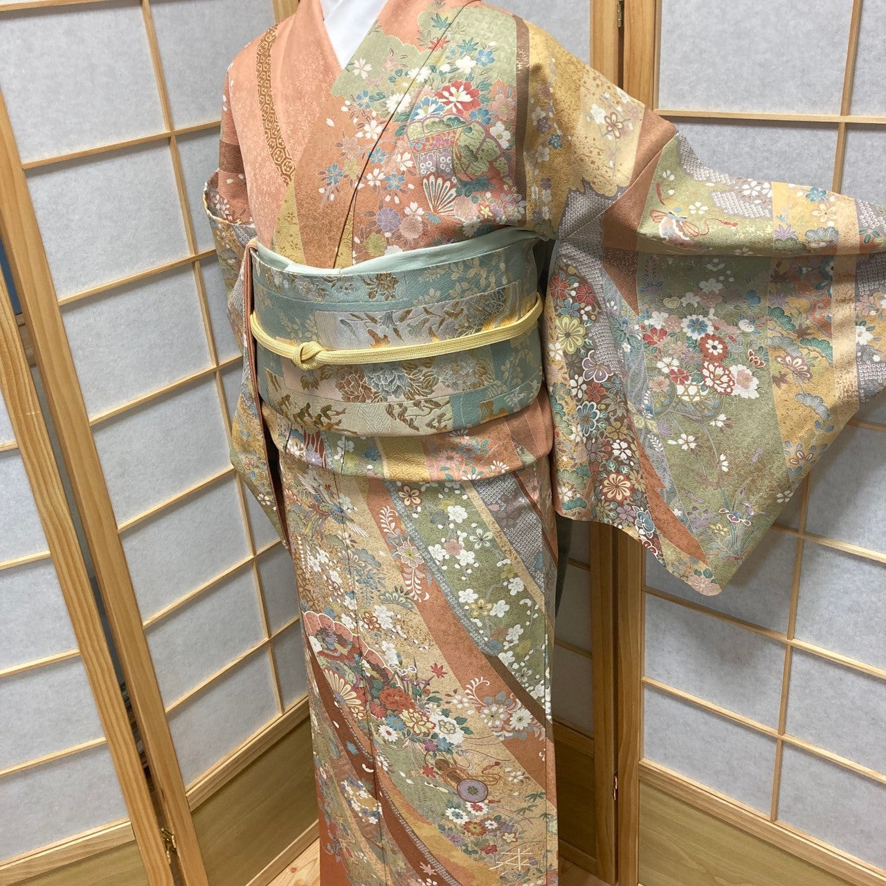 2862# Japanese Kimono Vintage Womens Silk Fabric Robe Kimono only sold