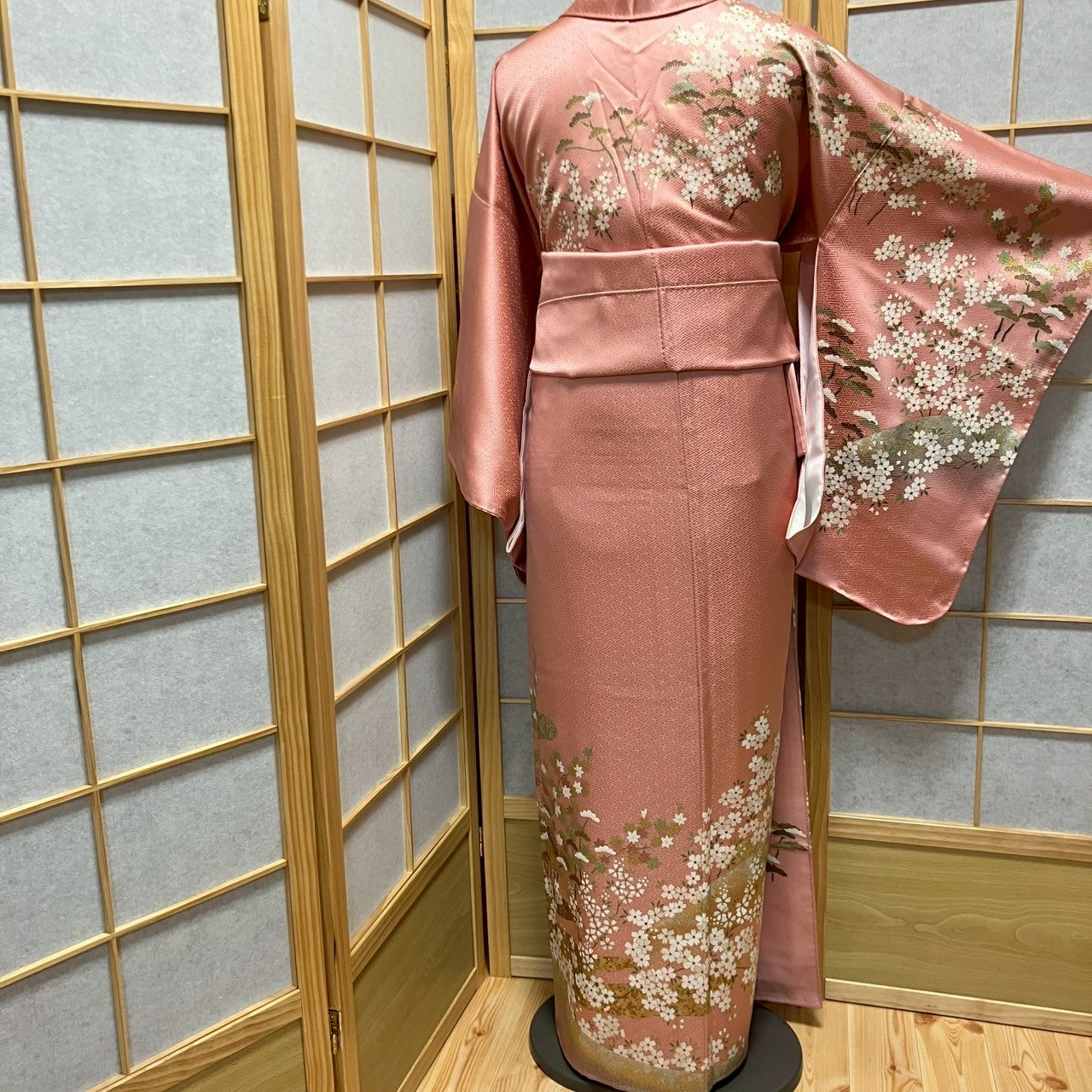 5831# Japanese Kimono Vintage Womens Silk Fabric Robe Kimono only sold Pink