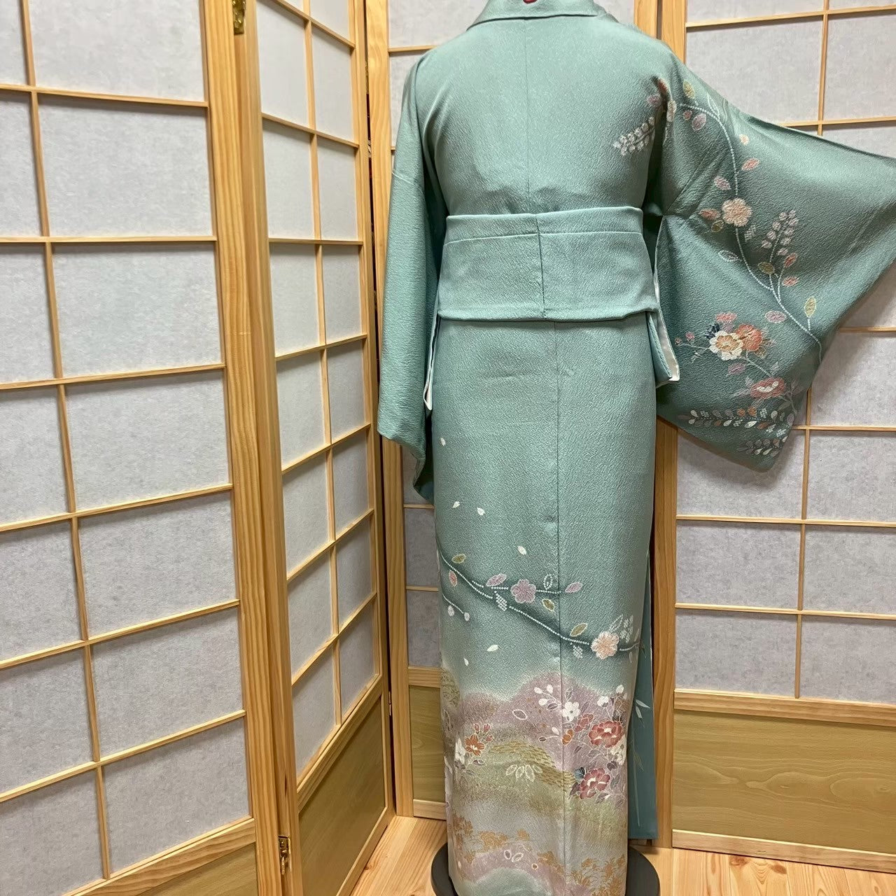 5837# Japanese Kimono Vintage Womens Silk Fabric Robe Kimono only sold