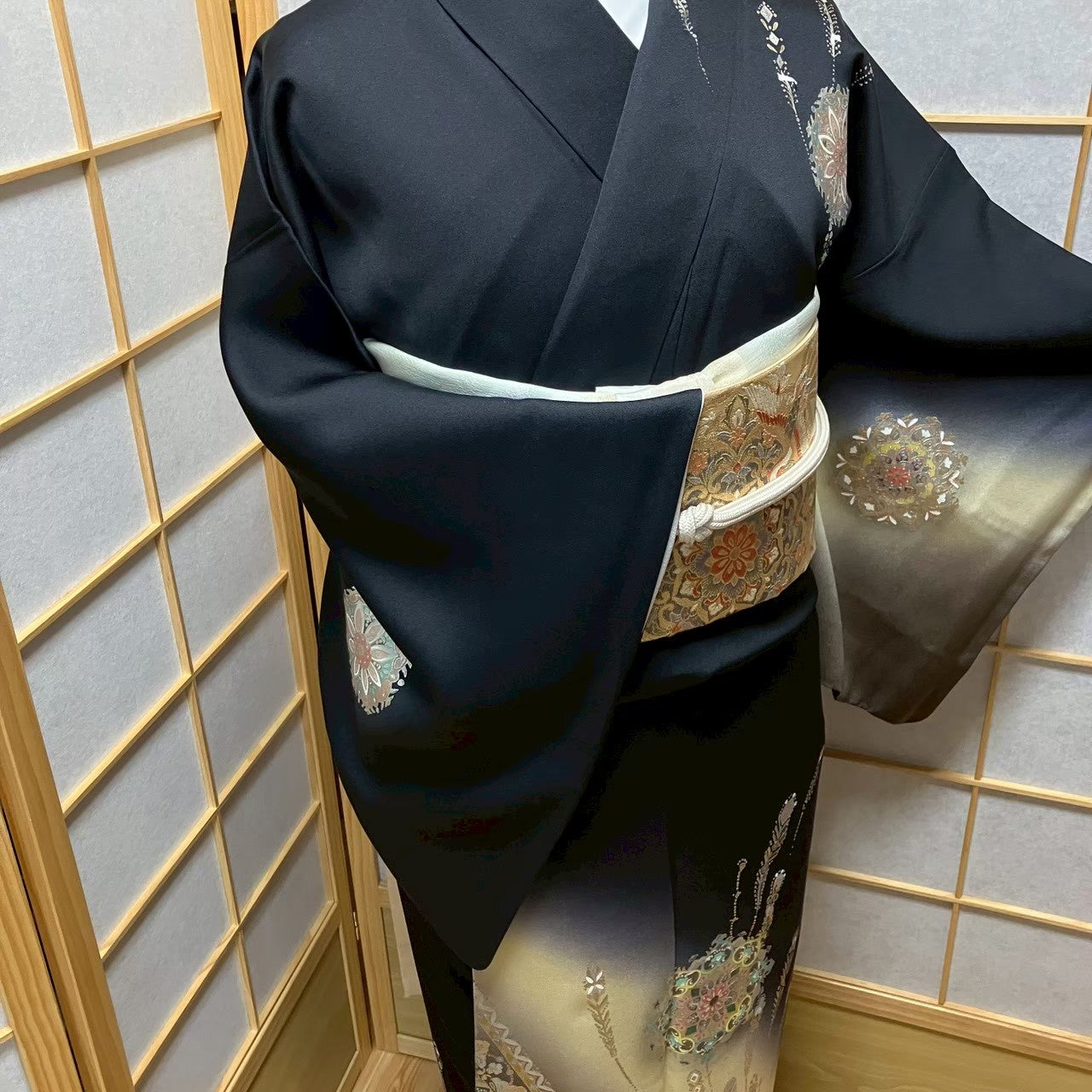 7181# Japanese Kimono Vintage Womens Silk Fabric Robe Kimono only sold