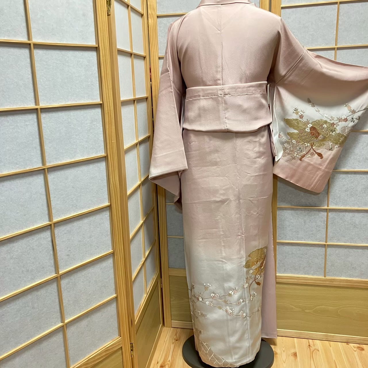 7491# Japanese Kimono Vintage Womens Silk Fabric Robe Kimono only sold