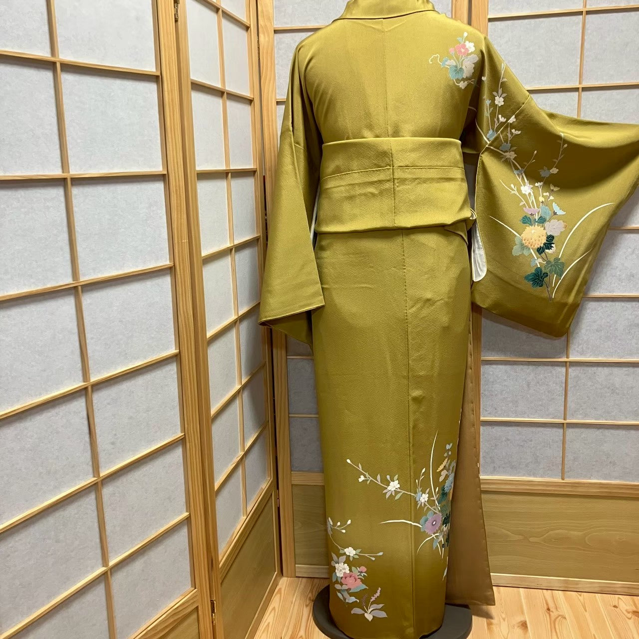 7795# Japanese Kimono Vintage Womens Silk Fabric Robe Kimono only sold