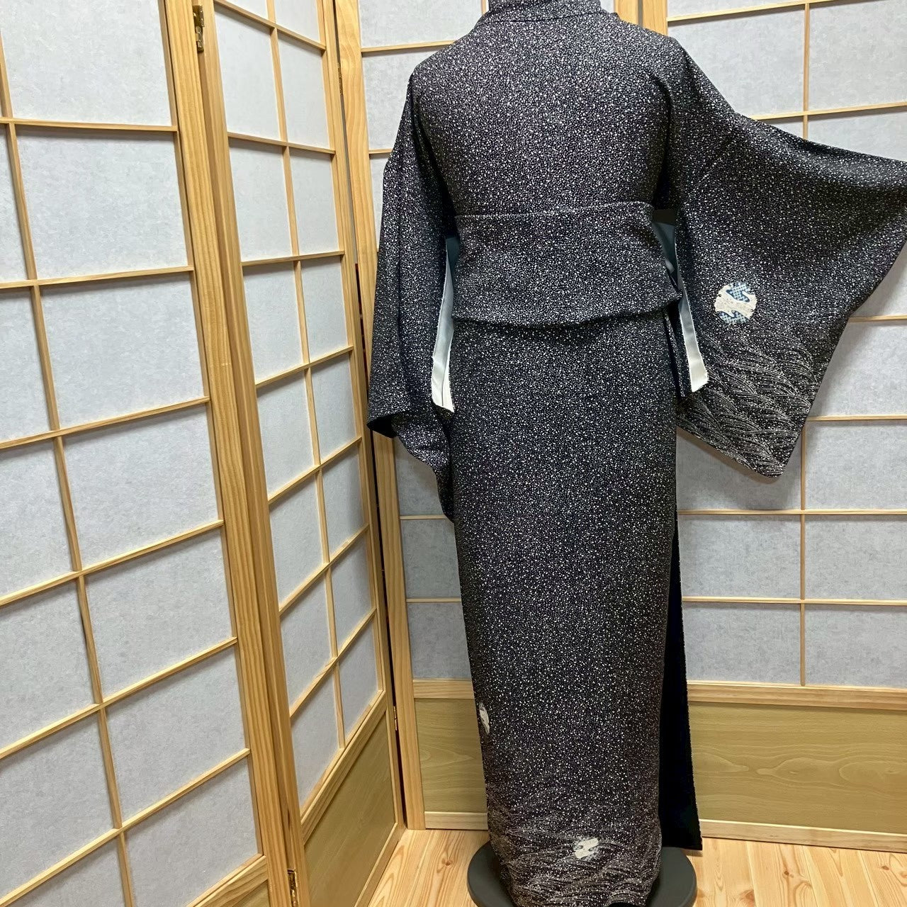 7802# Japanese Kimono Vintage Womens Silk Fabric Robe Kimono only sold Black