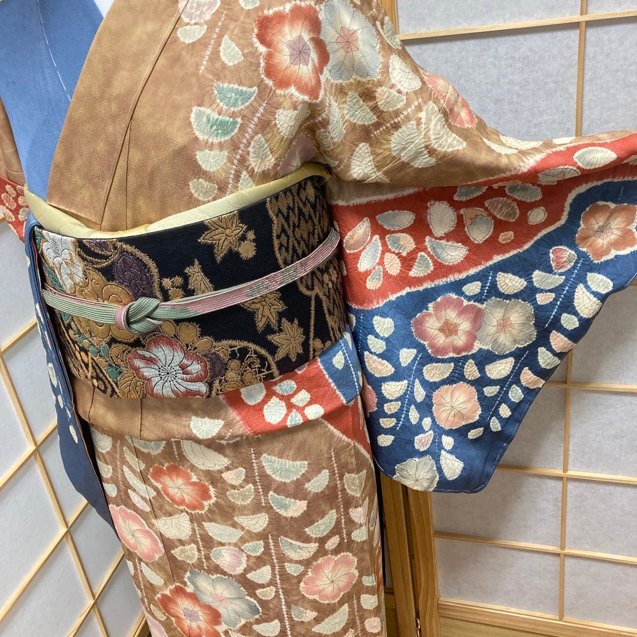 0537# Japanese Kimono Vintage Womens Silk Fabric Robe Kimono only sold Shibori