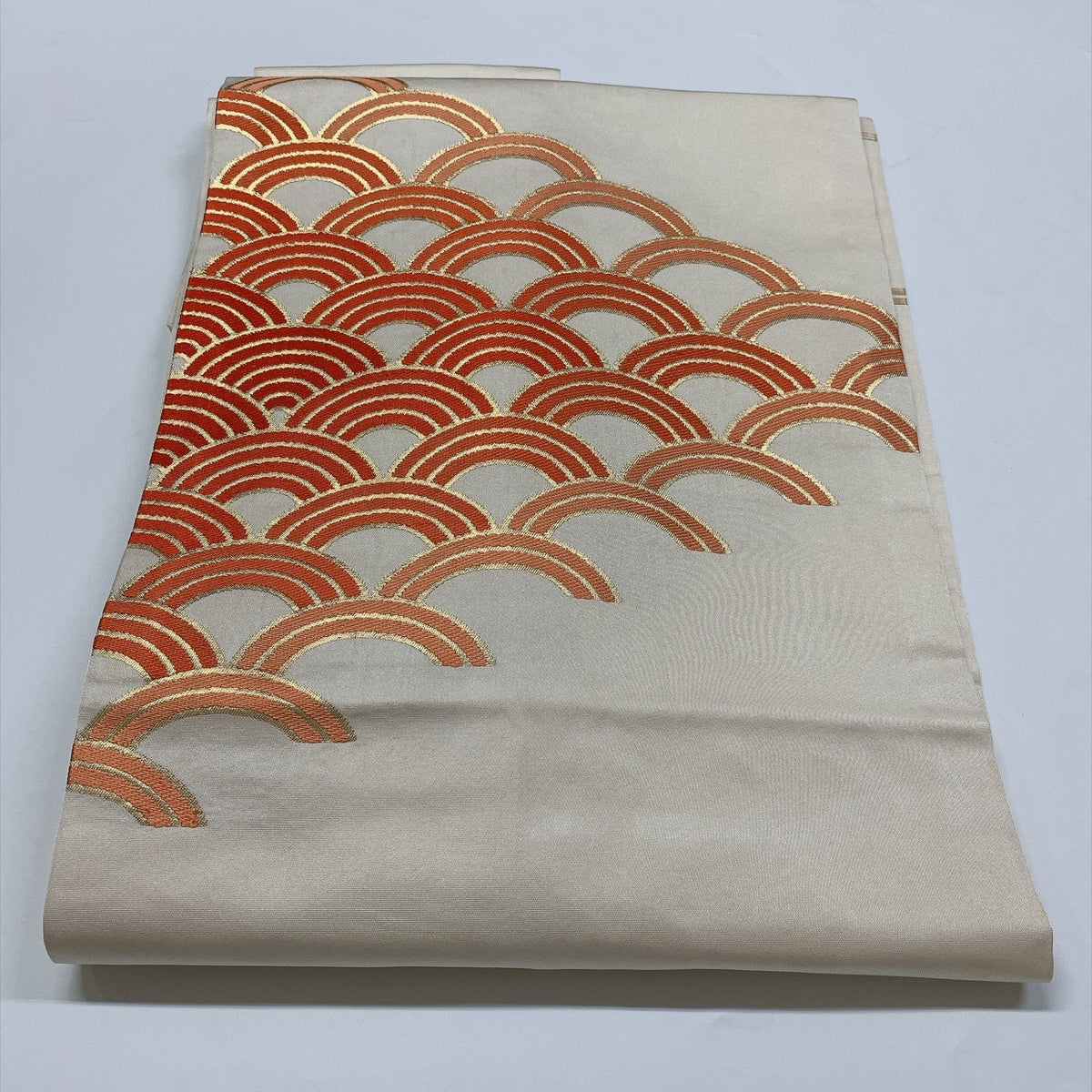 ［9418］名古屋帯 青海波文様 刺繍 金糸 九寸 正絹 着物