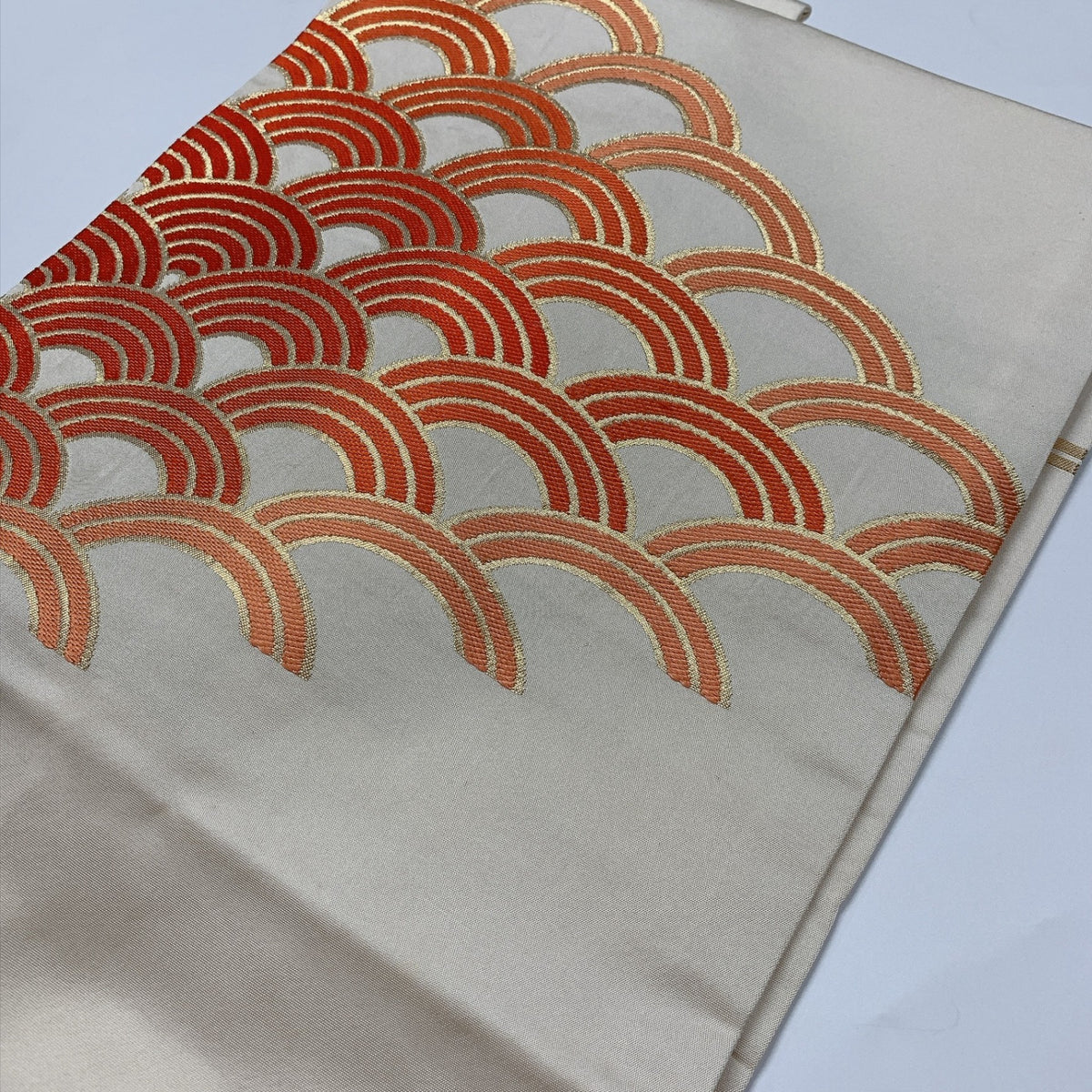 ［9418］名古屋帯 青海波文様 刺繍 金糸 九寸 正絹 着物