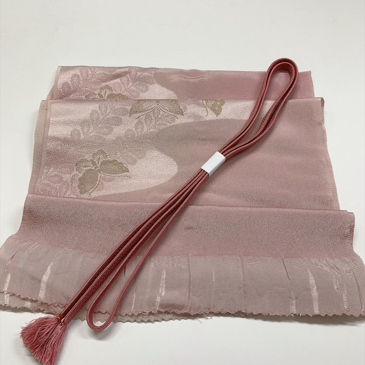 ［9805］帯締め 帯揚げ セット 舞蝶草葉文様 金糸 正絹 着物 帯絞め