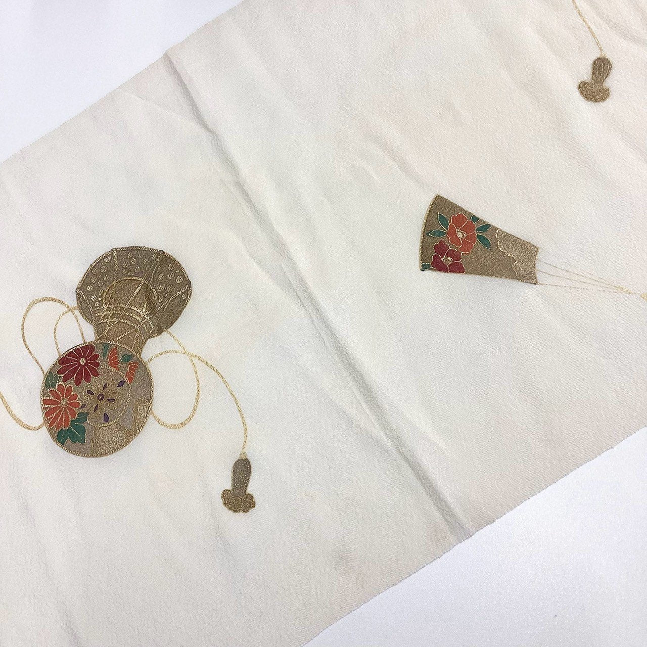 ［9209］帯締め 帯揚げ セット 花扇鼓文様 金彩 縮緬 正絹 着物 帯絞め