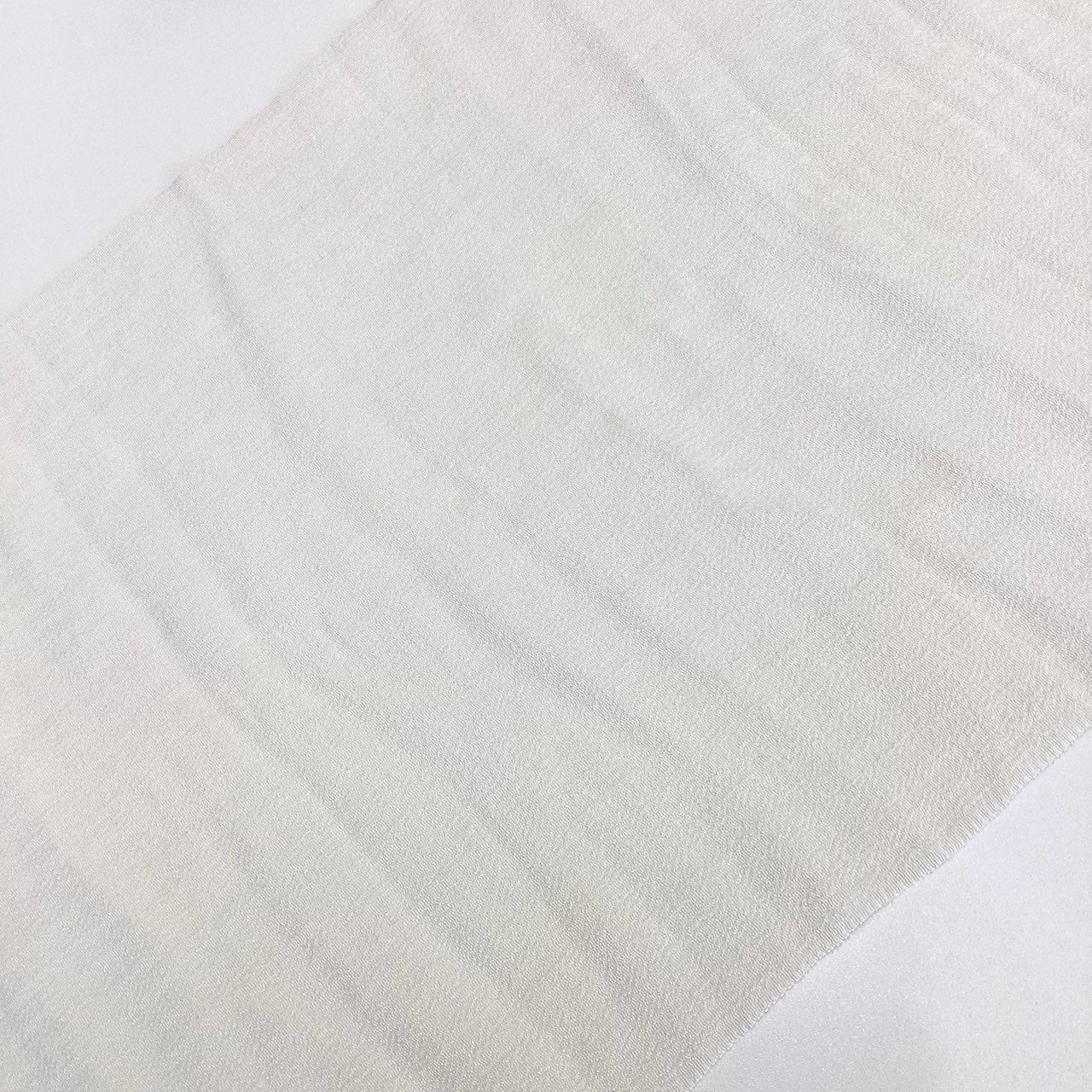 ［9197］帯締め 帯揚げ セット 無地感覚 縮緬 白 大島紬 正絹 着物 帯絞め