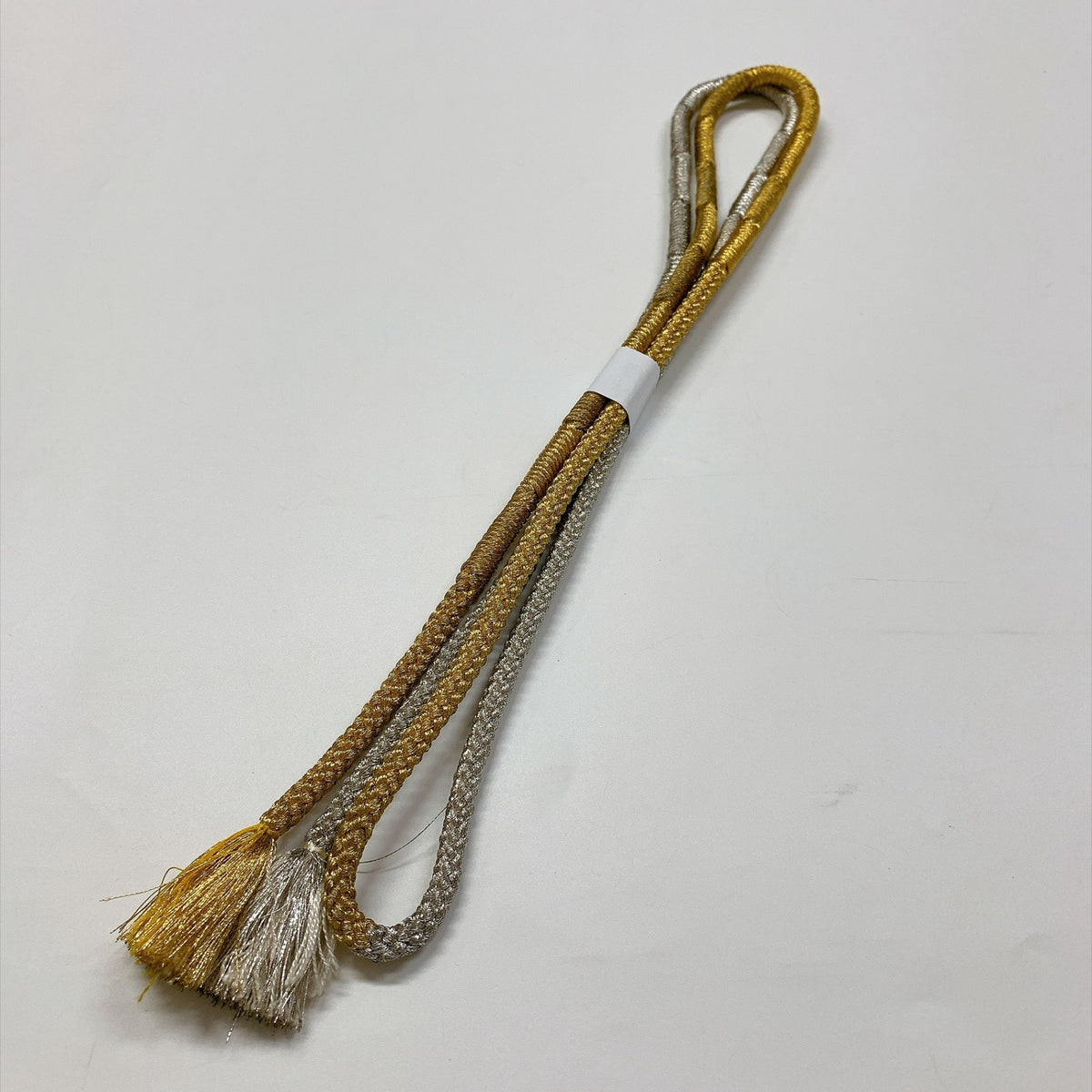 ［9775］帯締め 帯揚げ セット 菊文様 金銀糸 白 正絹 着物 帯絞め