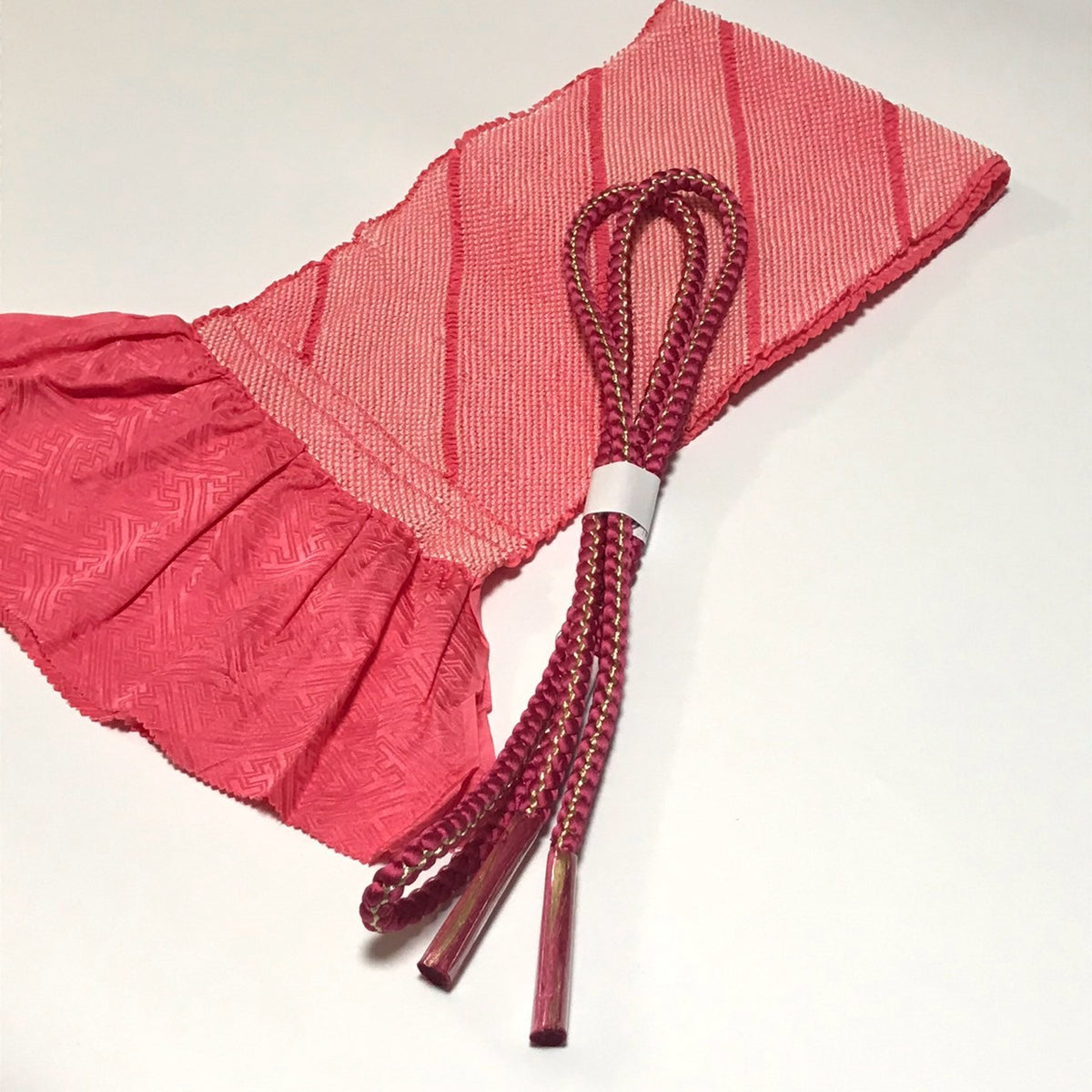 ［9967］帯締め 帯揚げ セット 美品 斜縞 総絞り 金糸 正絹 着物 帯絞め 振袖 成人式