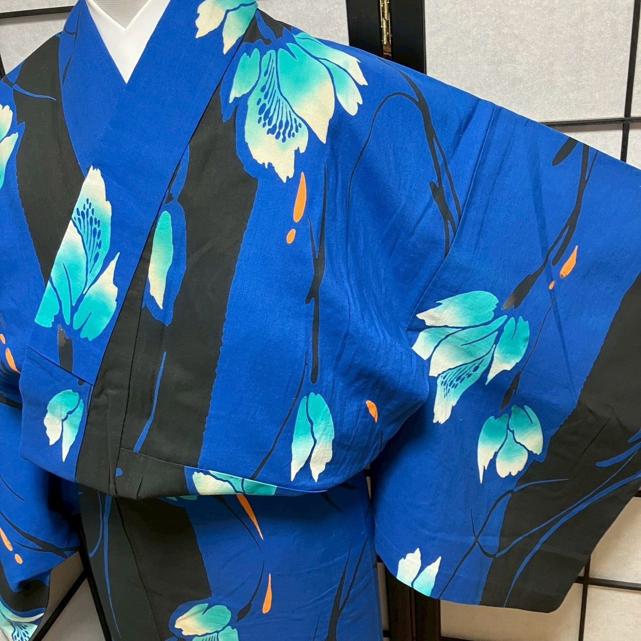 ［9459］浴衣 美品 枝花文様 ゆかた レディース 綿 リメイク