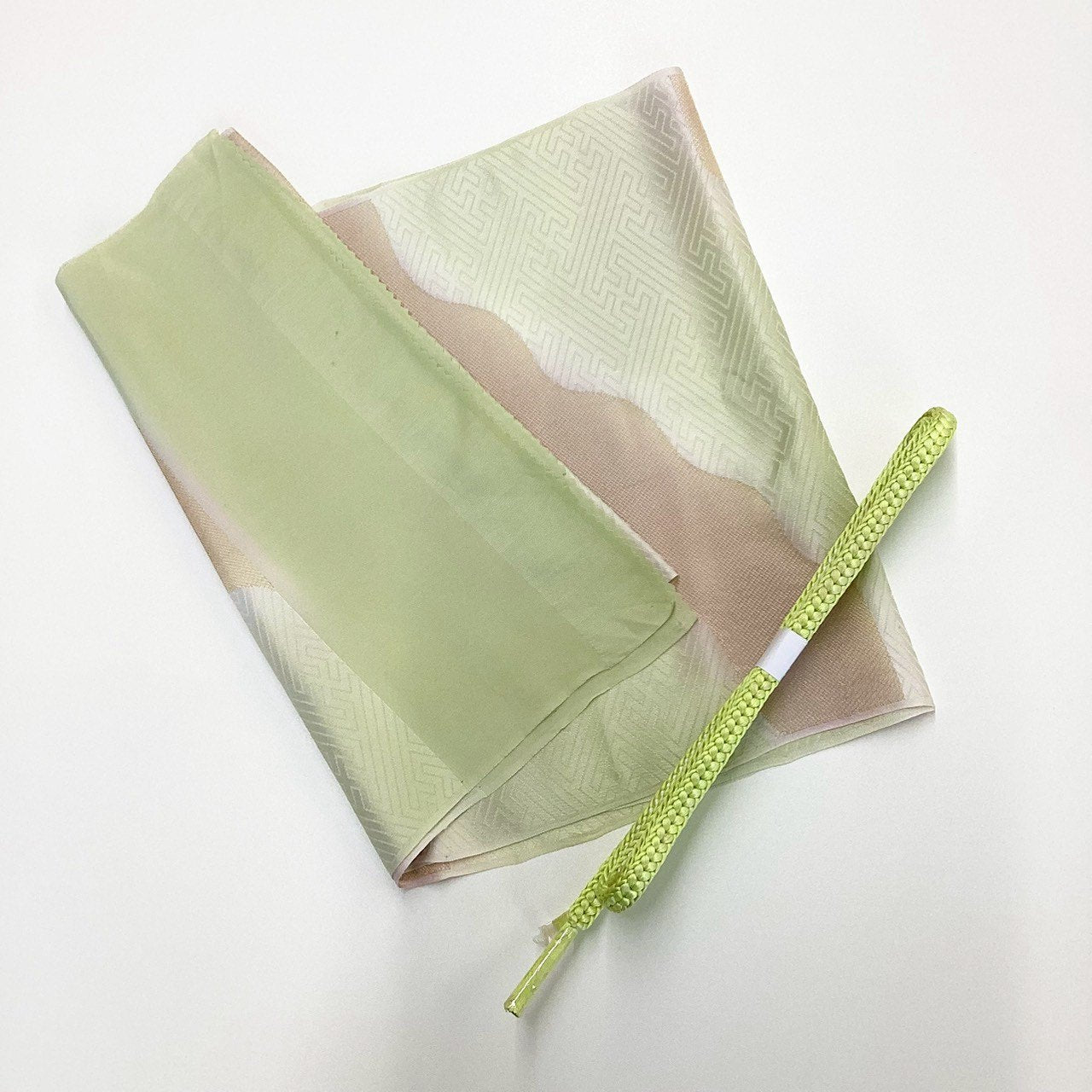 ［8556］帯締め 帯揚げ セット 道長文様 紗綾形 正絹 着物 帯絞め