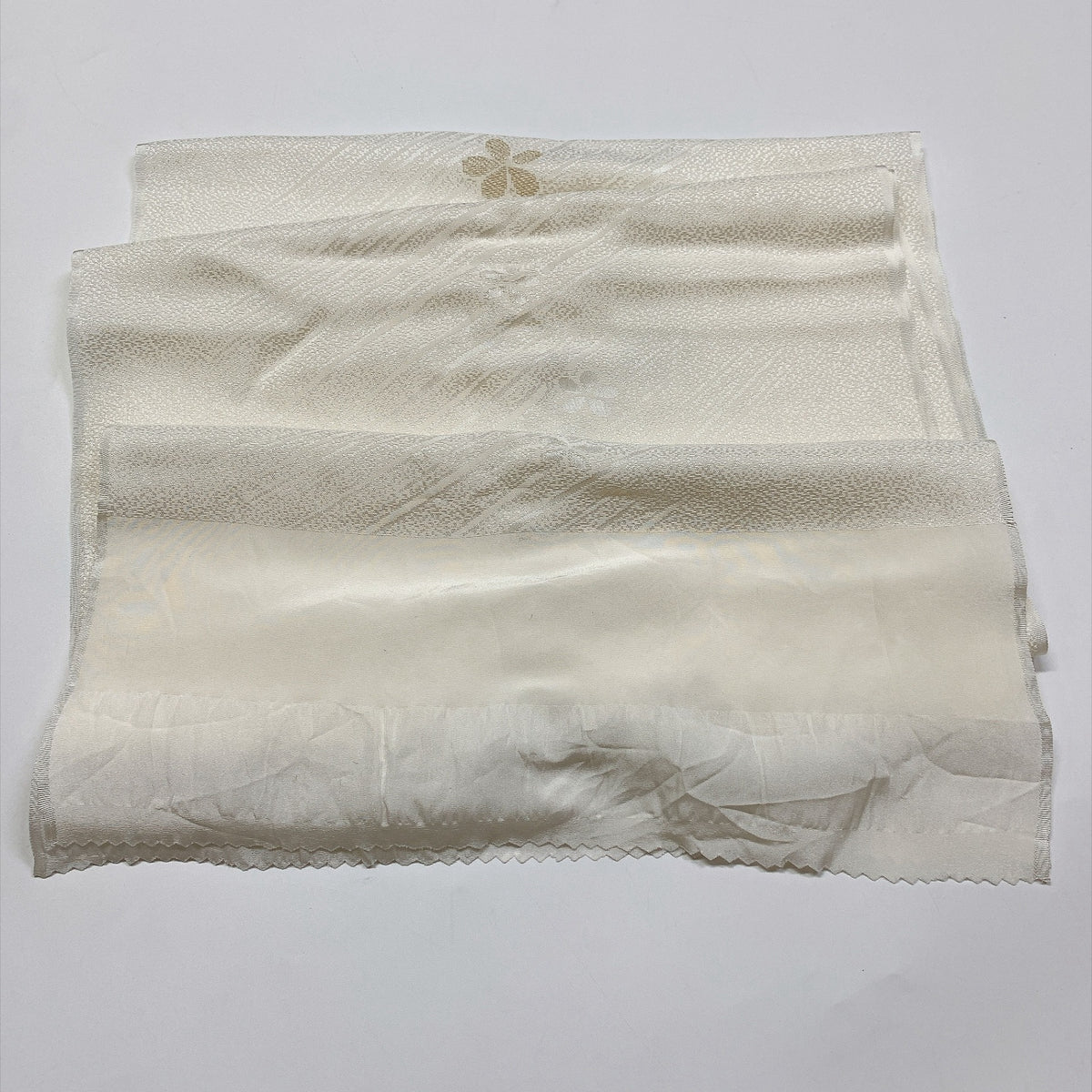 ［9819］帯締め 帯揚げ セット 草花文様 金糸 白 正絹 着物 帯絞め