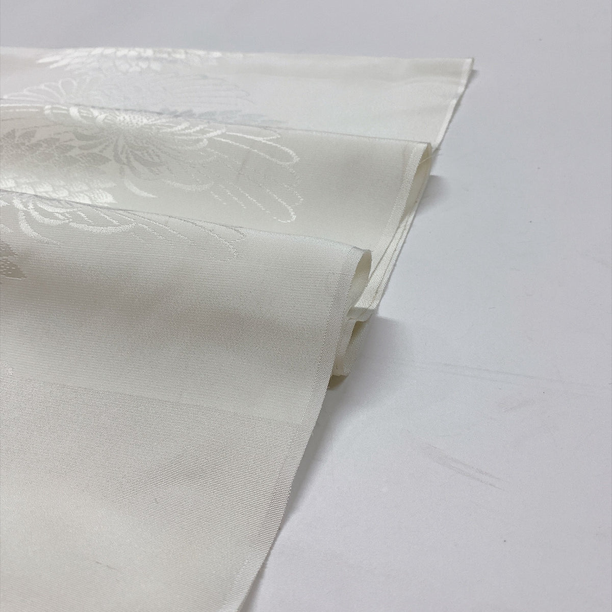 ［9775］帯締め 帯揚げ セット 菊文様 金銀糸 白 正絹 着物 帯絞め