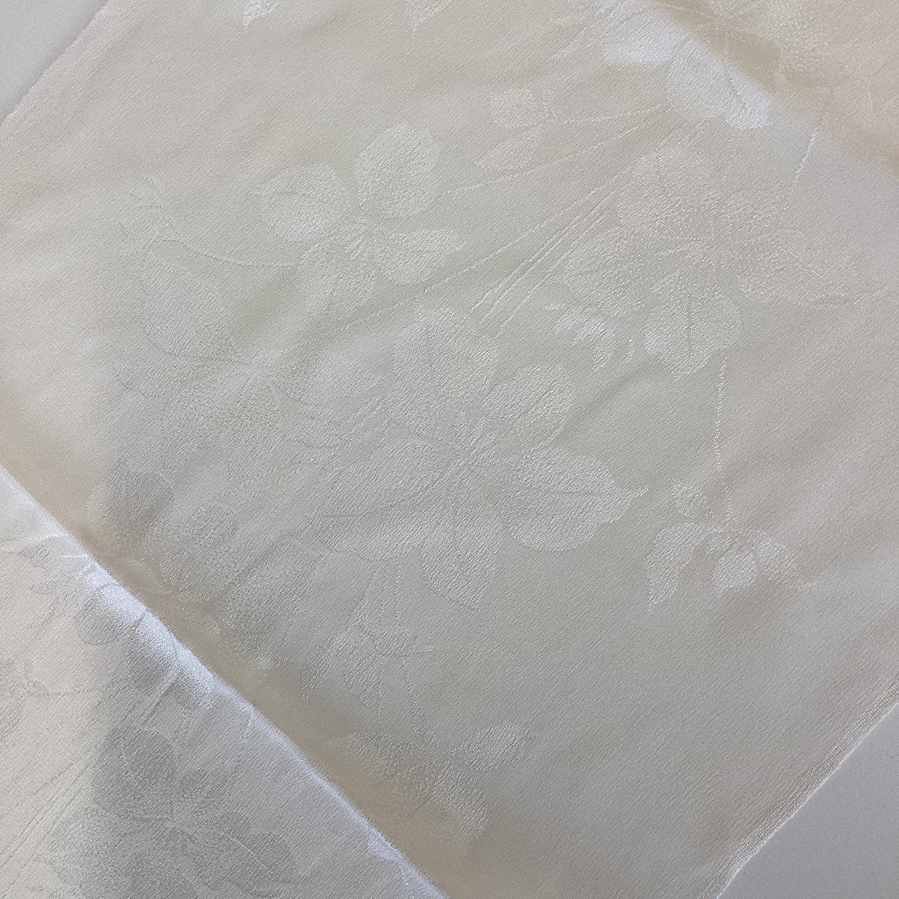 ［8211］帯締め 帯揚げ セット 枝花文様 金糸 白 正絹 着物 帯絞め