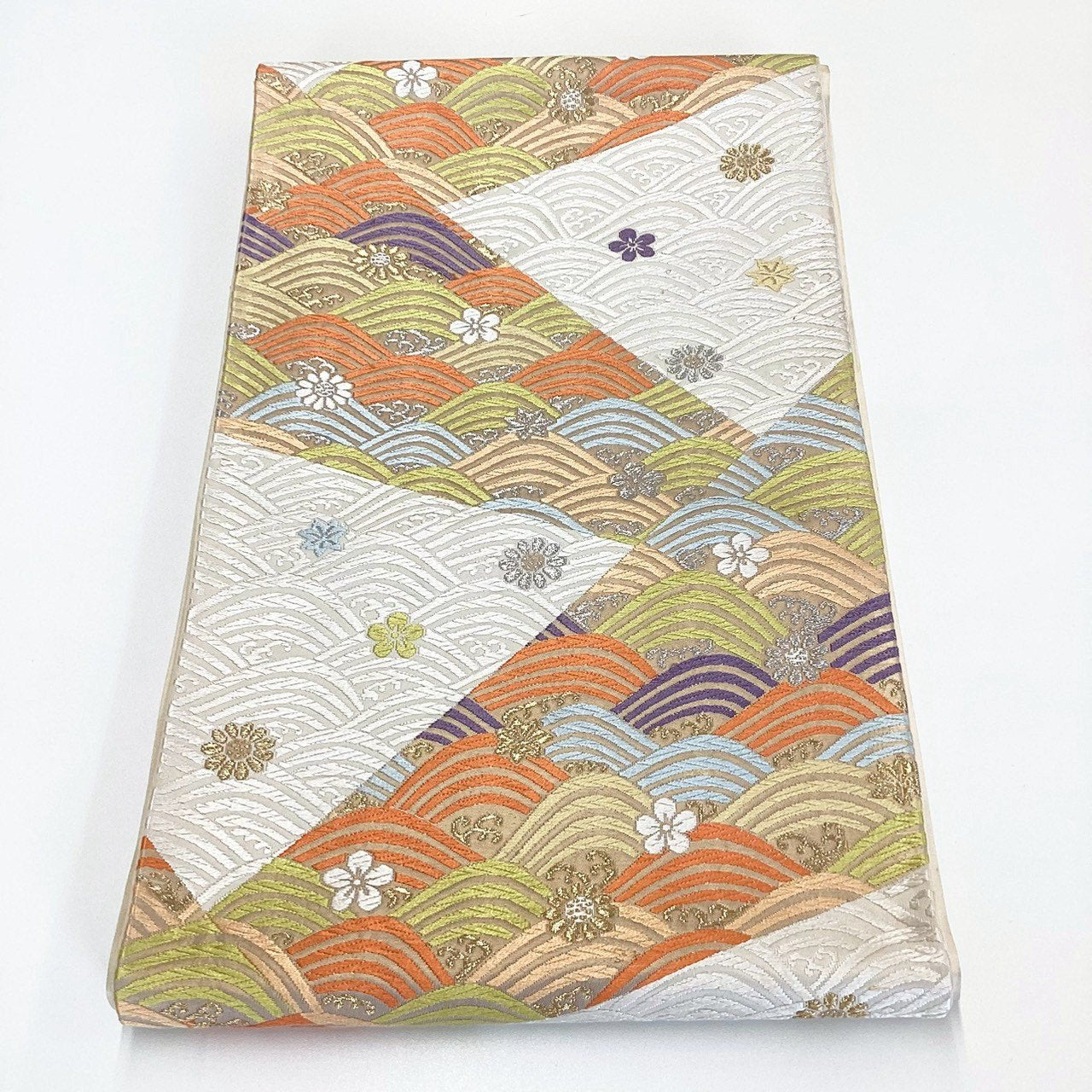［8826］袋帯 立波花吉祥文様 刺繍 金糸 六通 正絹 着物 フォーマル