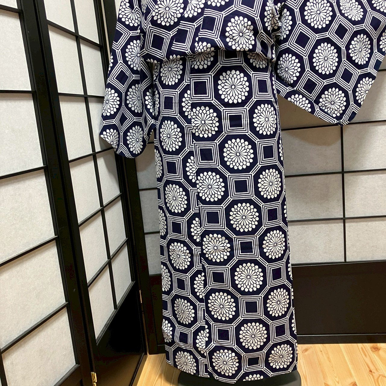 ［9119］浴衣 菊御天井柄 ゆかた レディース 綿 リメイク