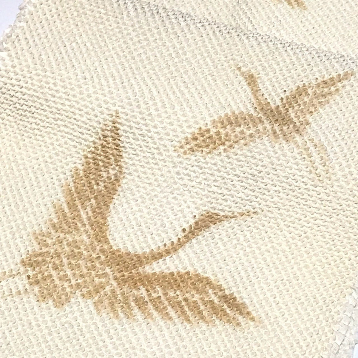 ［9966］帯締め 帯揚げ セット 舞蝶文様 総絞り 金彩 白 正絹 着物 帯絞め 振袖 成人式