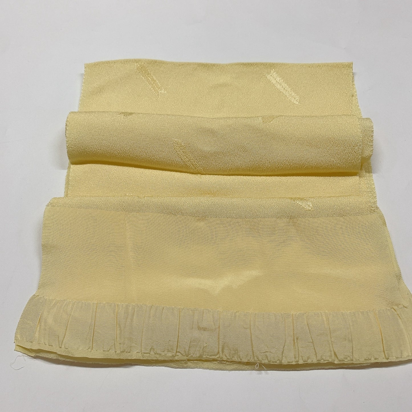 ［9042］帯締め 帯揚げ セット 矢羽根文様 縮緬 正絹 着物 帯絞め