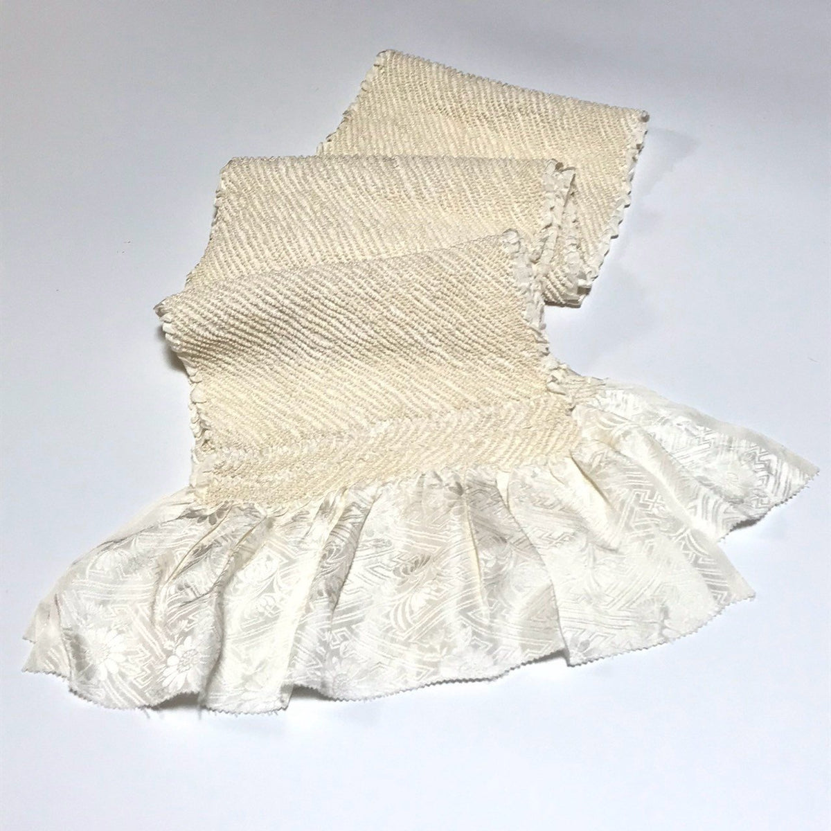 ［9953］帯締め 帯揚げ セット 美品 総絞り 白 正絹 着物 帯絞め 成人式 振袖