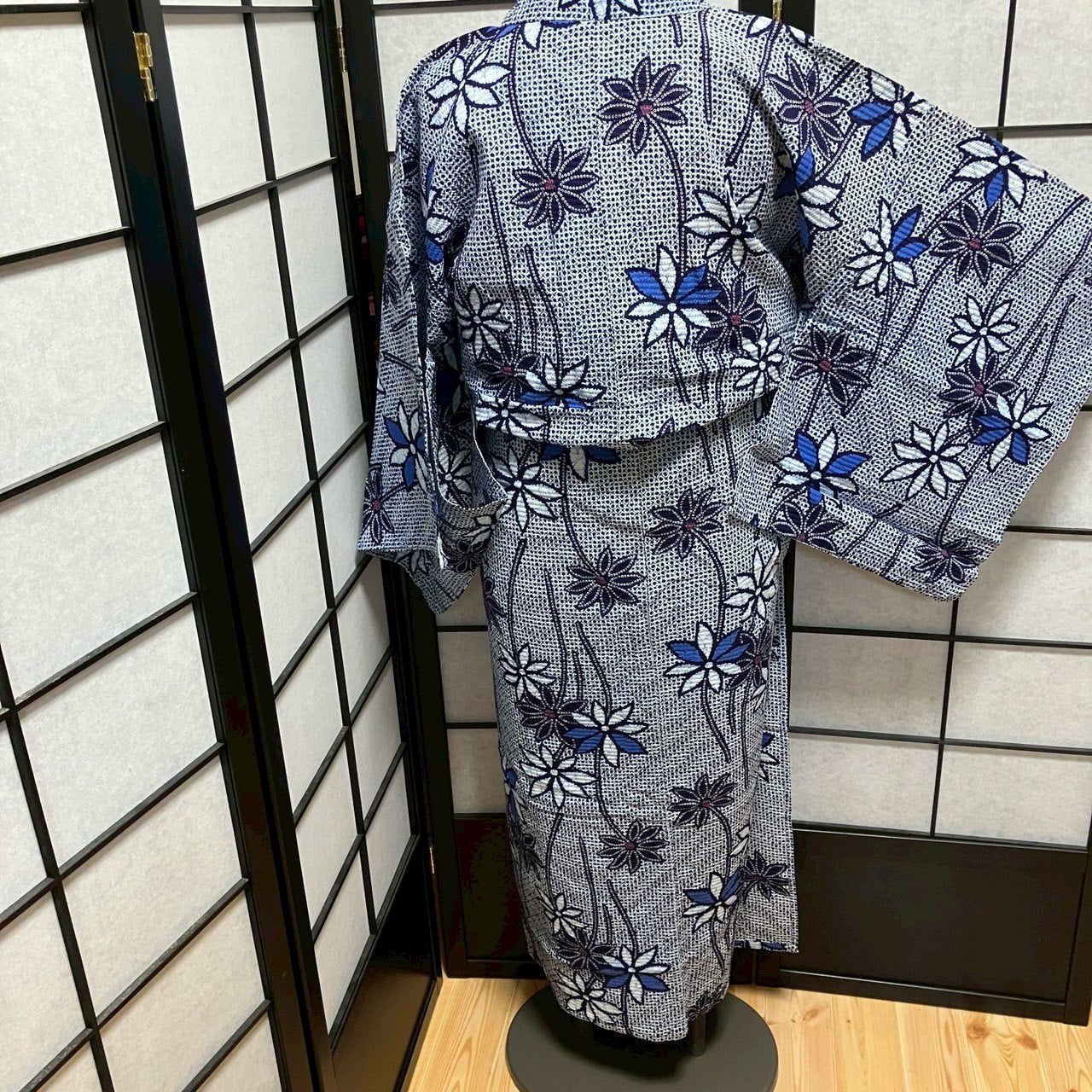 ［9113］浴衣 草花文様 絞り調 リメイク ゆかた 綿 レディース