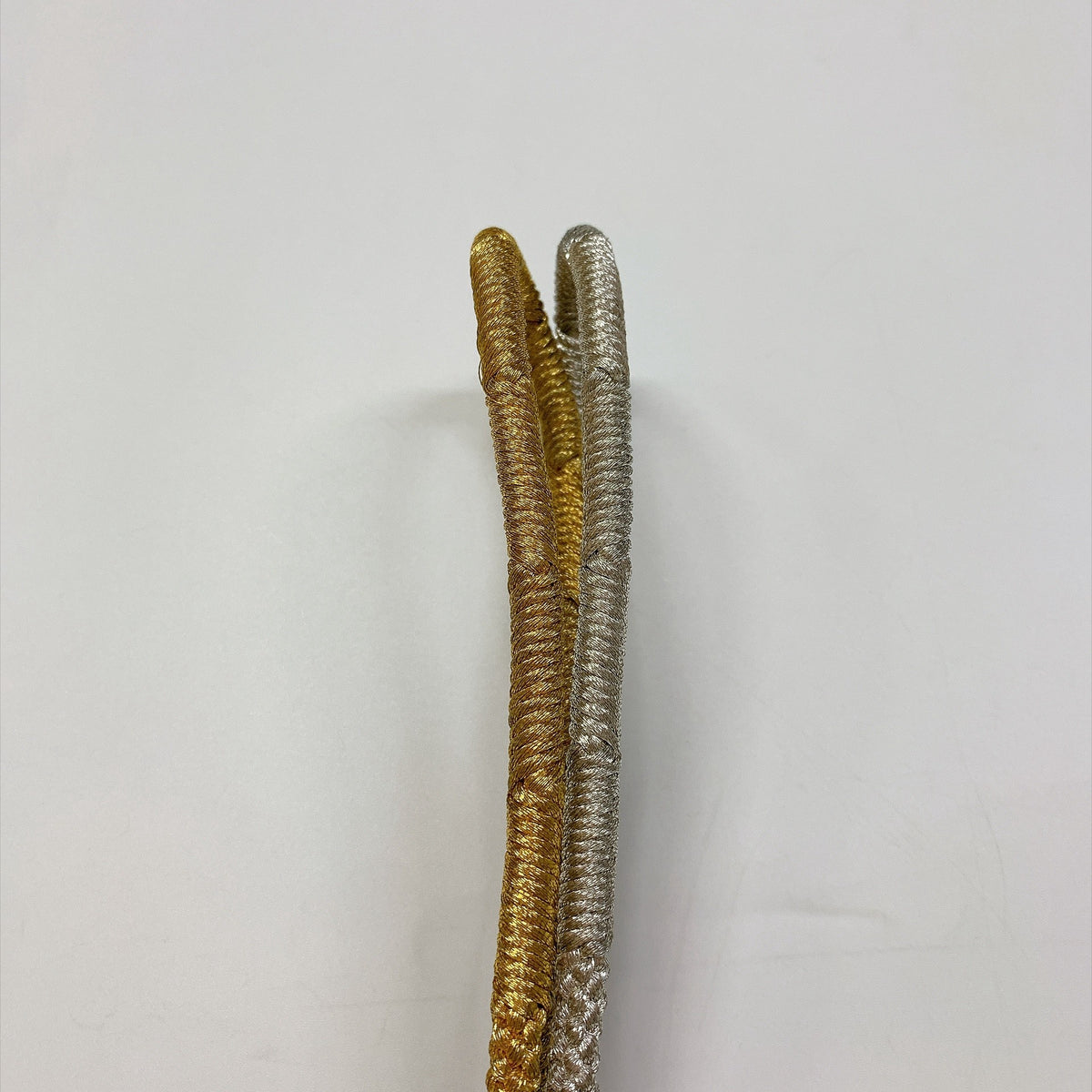 ［9775］帯締め 帯揚げ セット 菊文様 金銀糸 白 正絹 着物 帯絞め