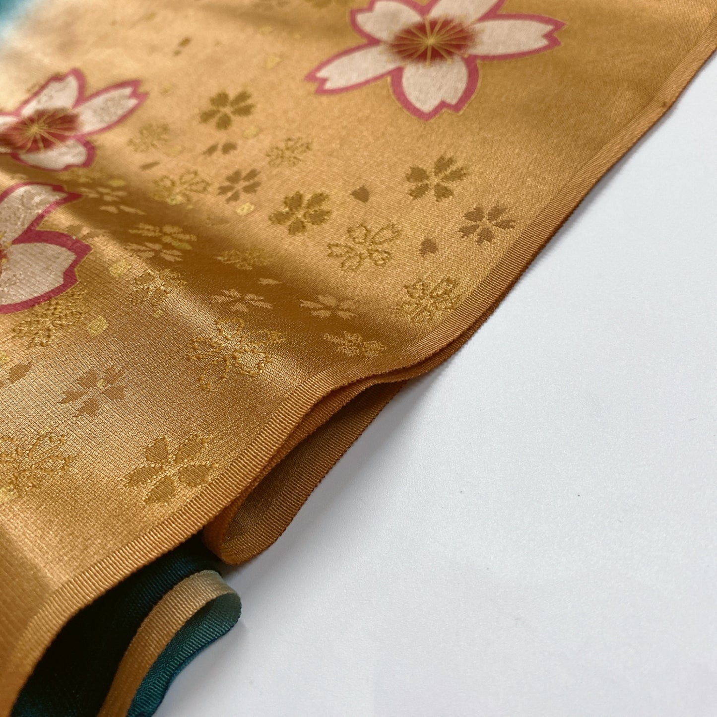 ［8610］帯締め 帯揚げ セット 草花散らし ぼかし 正絹 着物 帯絞め