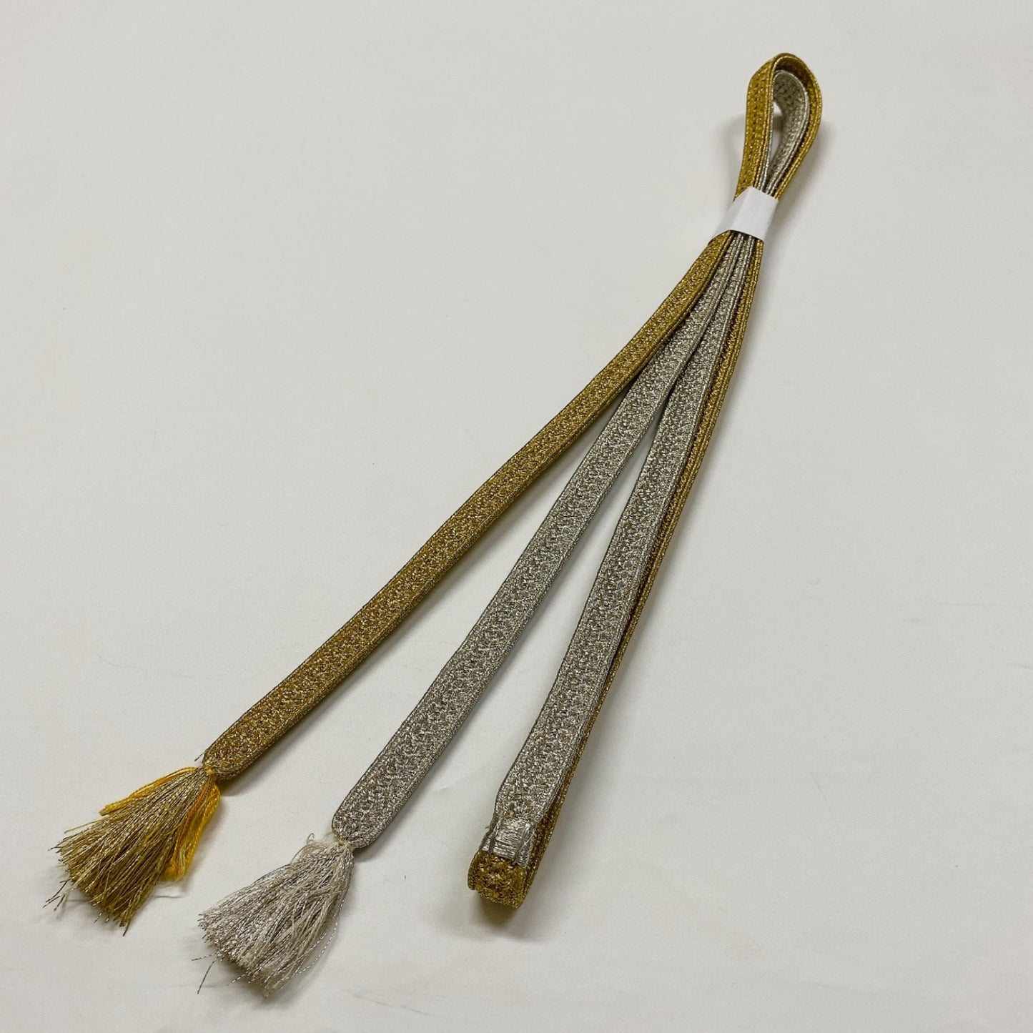 ［8330］帯締め 帯揚げ セット 扇草花霞文様 金彩 正絹 着物 帯絞め