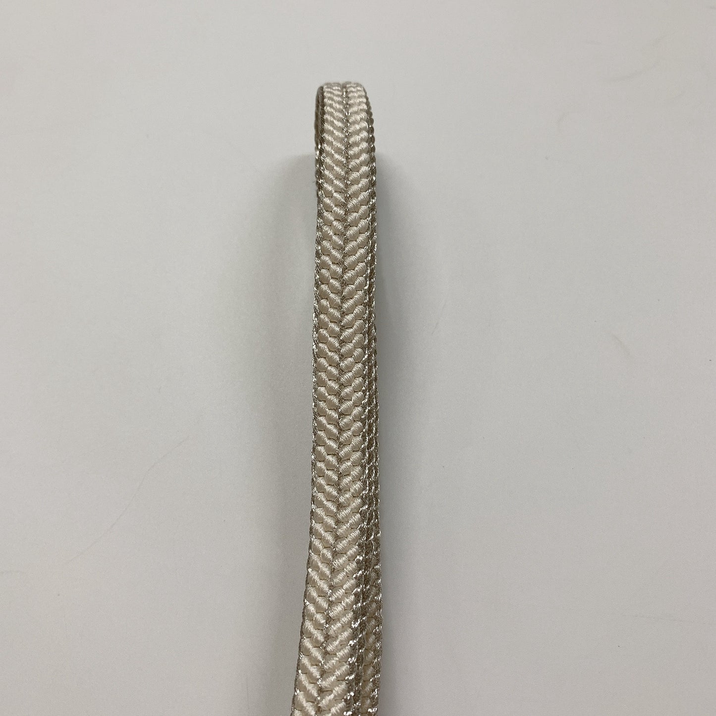 ［9048］帯締め 帯揚げ セット 舞蝶文様 金銀糸 白 正絹 着物 帯絞め
