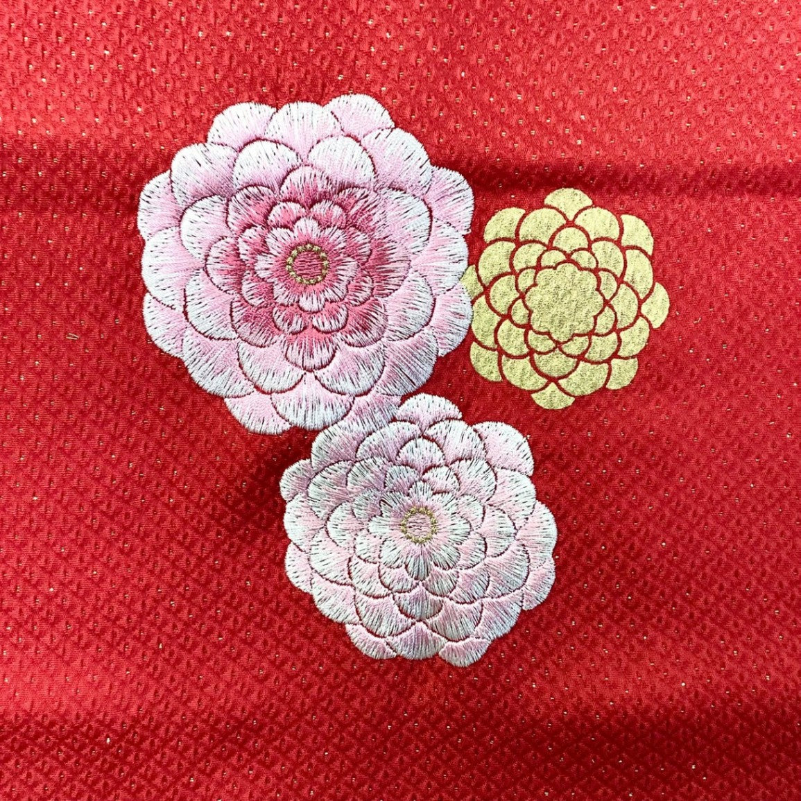 ［8290］帯締め 帯揚げ セット 草花文様 刺繍 金通し地 正絹 着物 帯絞め