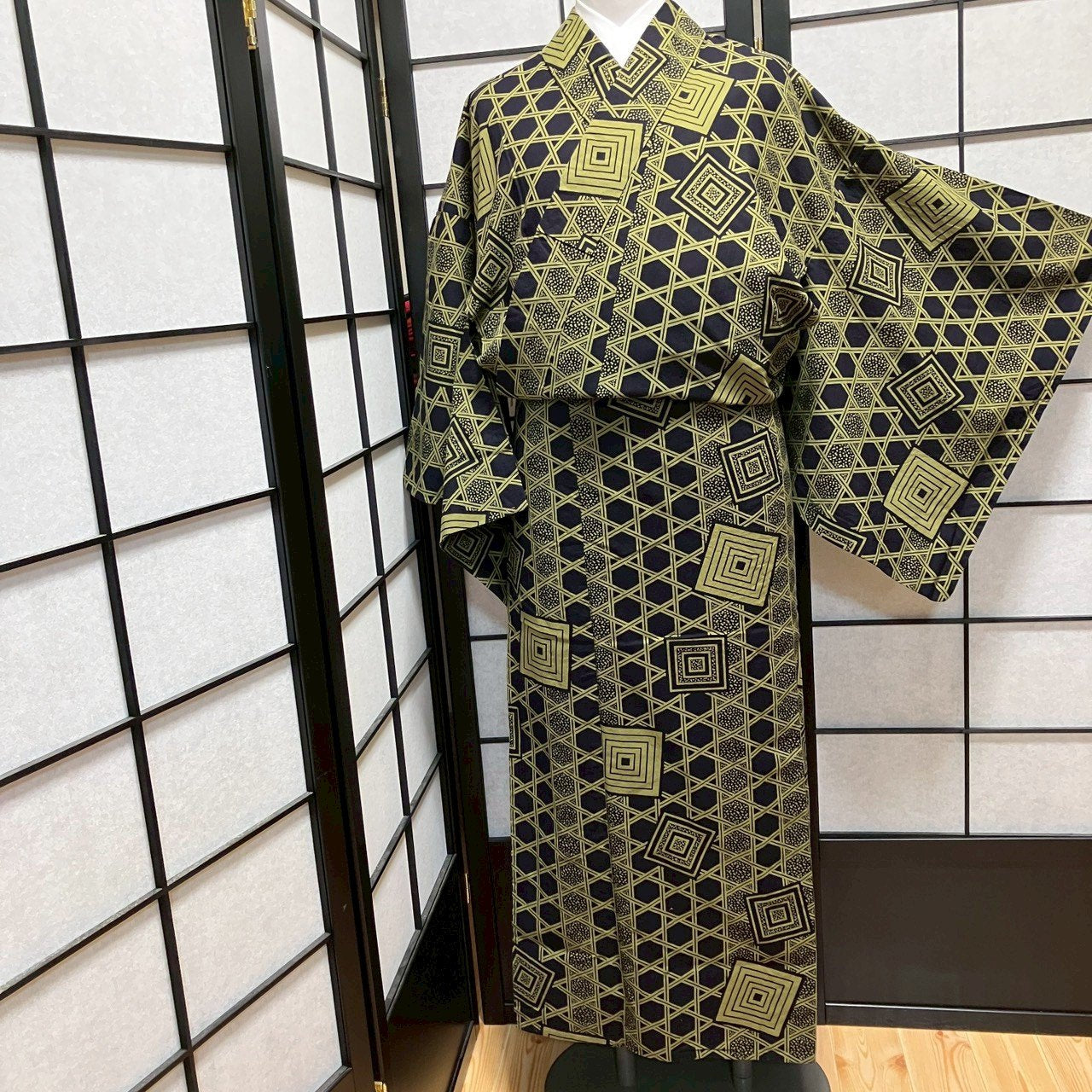 ［9164］浴衣 美品 色紙籬文様 ゆかた レディース 綿 リメイク