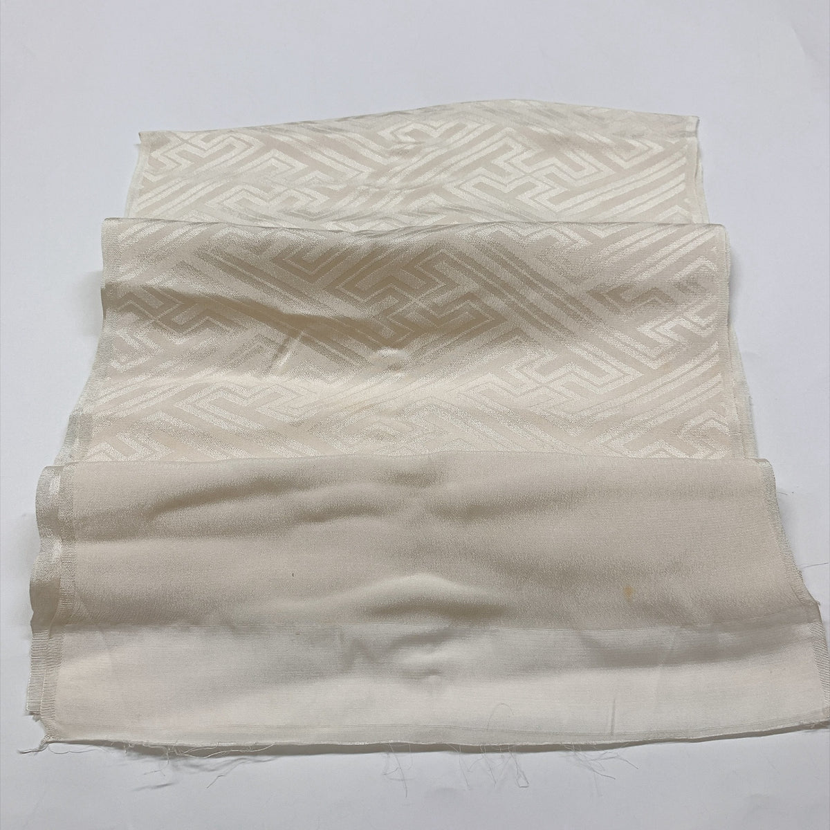 ［9853］帯締め 帯揚げ セット 紗綾形 銀糸 白 正絹 着物 帯絞め