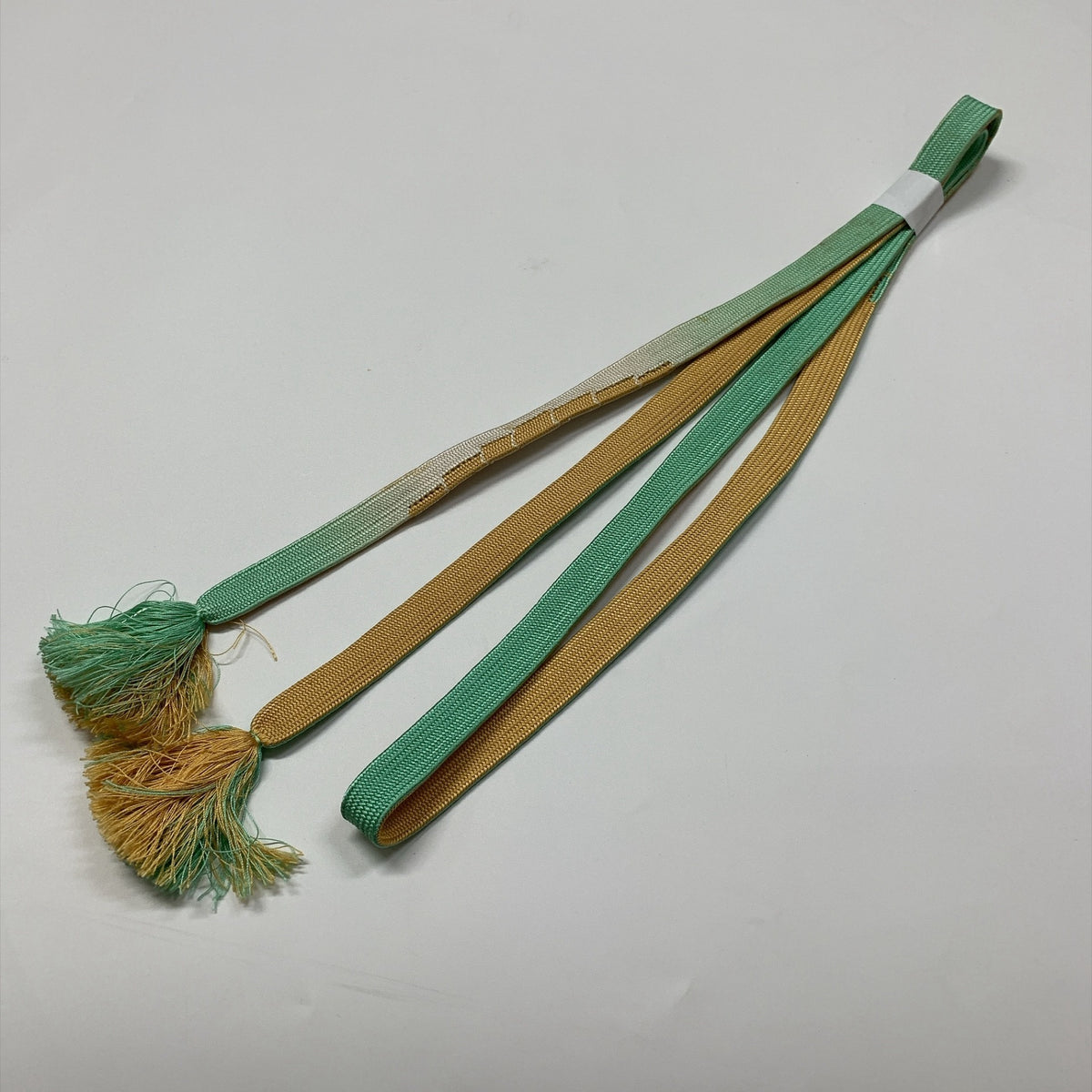 ［9280］帯締め 帯揚げ セット 花筏文様 ぼかし 金糸 正絹 着物 帯絞め