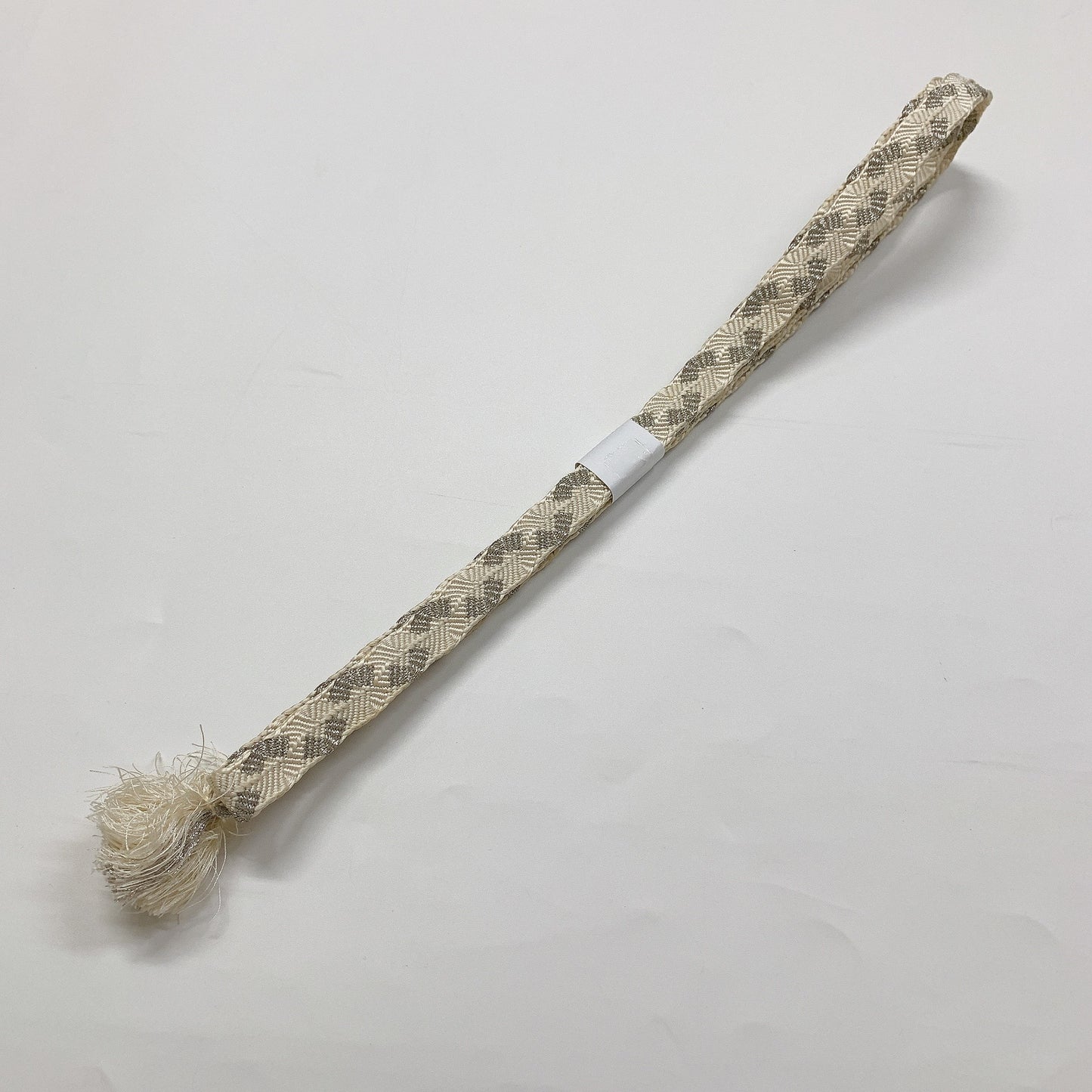 ［8628］帯締め 帯揚げ セット 蔓文様 銀糸 白 正絹 着物 帯絞め