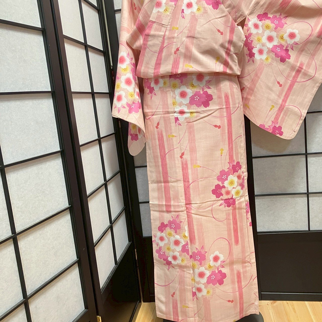 ［9128］浴衣 美品 草花飾り紐文 ゆかた レディース 綿 リメイク
