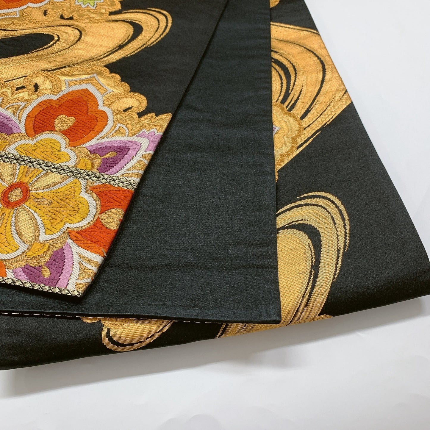 ［8981］袋帯 花菱流水文様 刺繍 金彩 黒 六通 正絹 着物 フォーマル