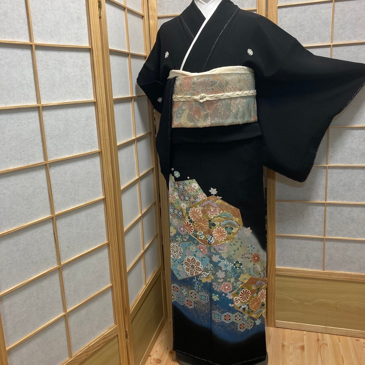 2868# Japanese Tomesode Kimono Vintage Womens Silk Fabric Robe Kimono only sold