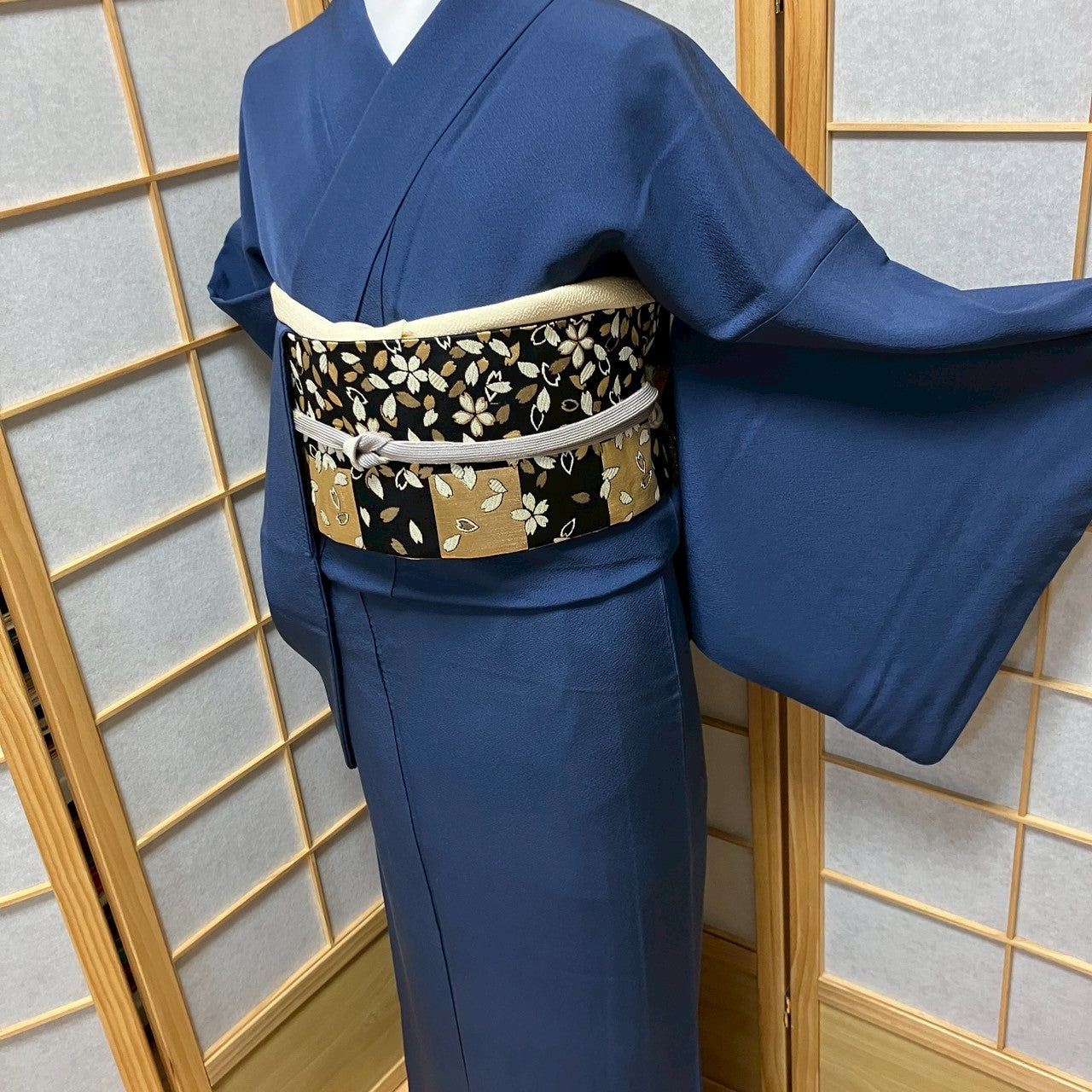 5815# Japanese Kimono Vintage Womens Silk Fabric Robe Kimono only sold Blue