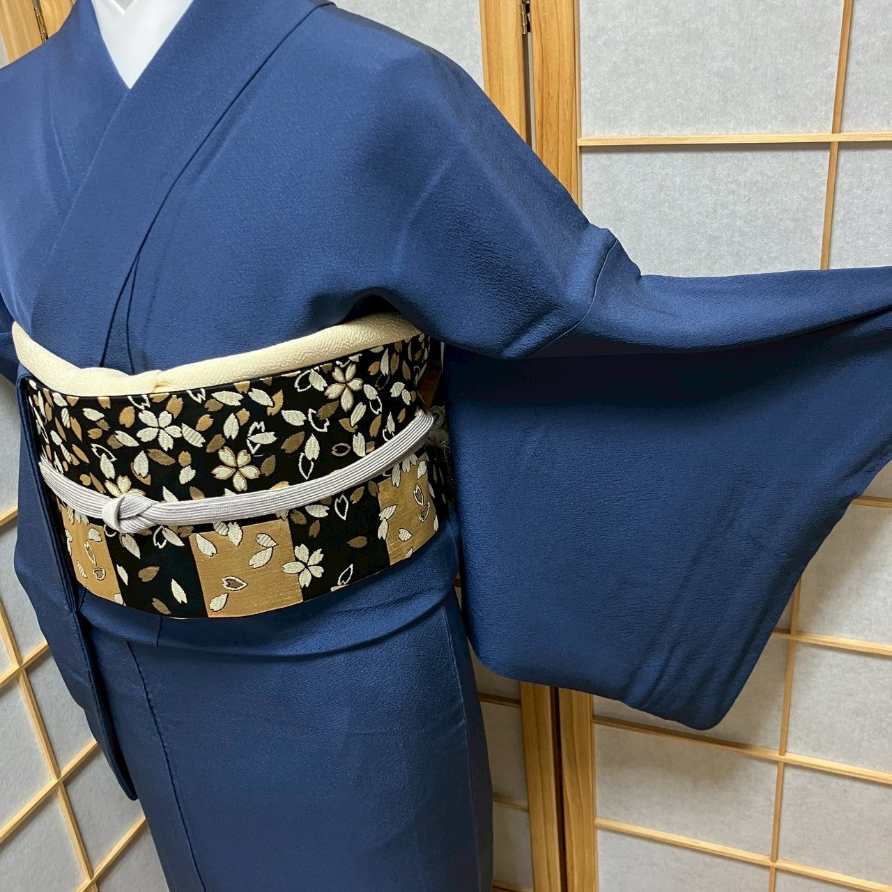 5815# Japanese Kimono Vintage Womens Silk Fabric Robe Kimono only sold Blue