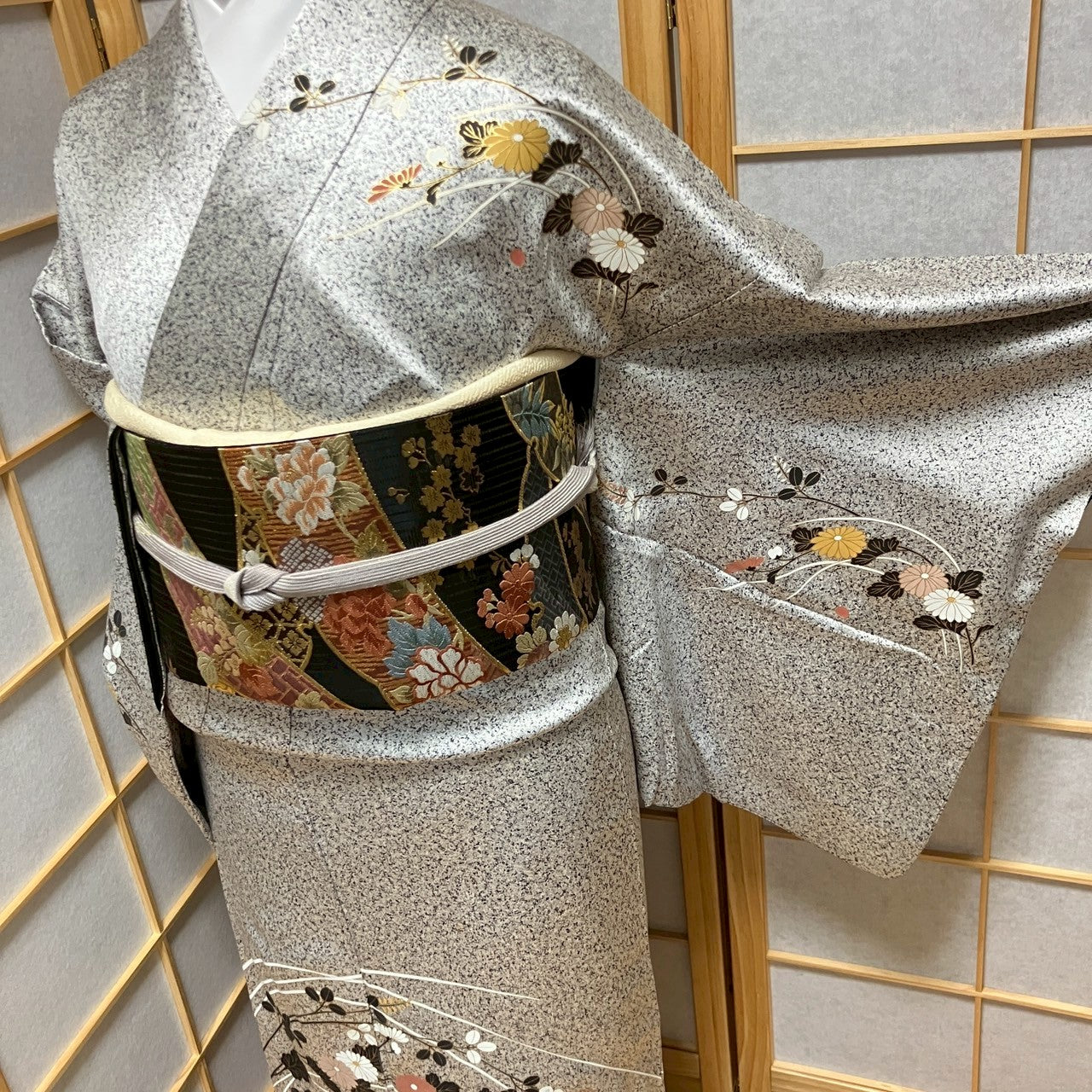 5830# Japanese Kimono Vintage Womens Silk Fabric Robe Kimono only sold