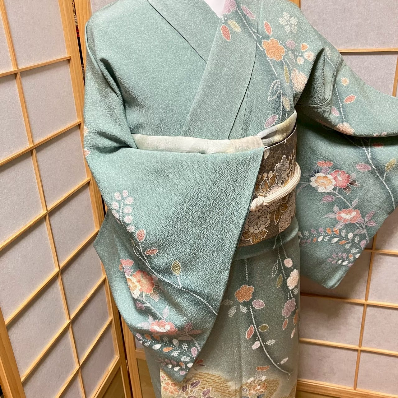 5837# Japanese Kimono Vintage Womens Silk Fabric Robe Kimono only sold