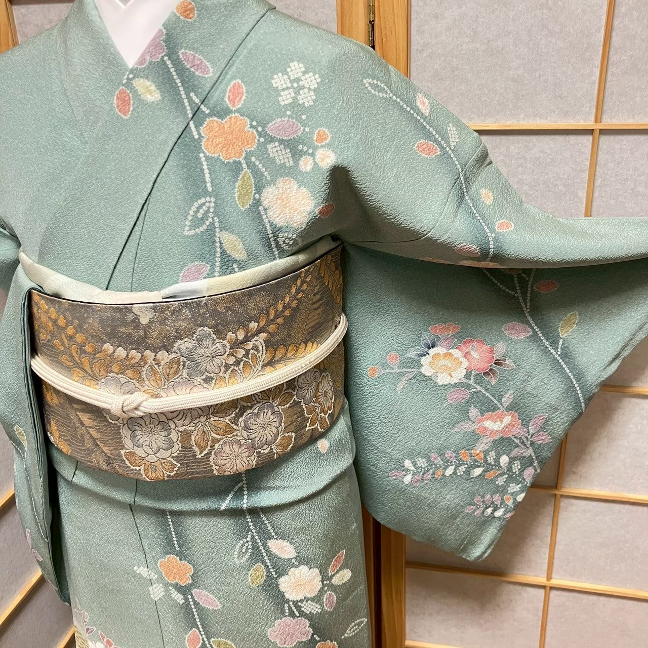 5837# Japanese Kimono Vintage Womens Silk Fabric Robe Kimono only sold