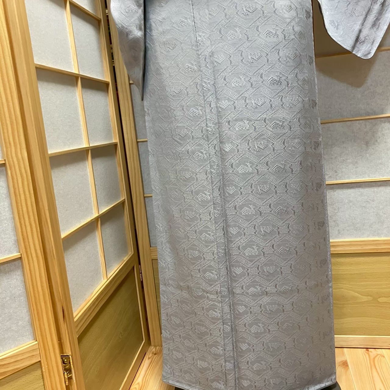 6110# Japanese Kimono Vintage Womens Silk Fabric Robe Kimono only sold