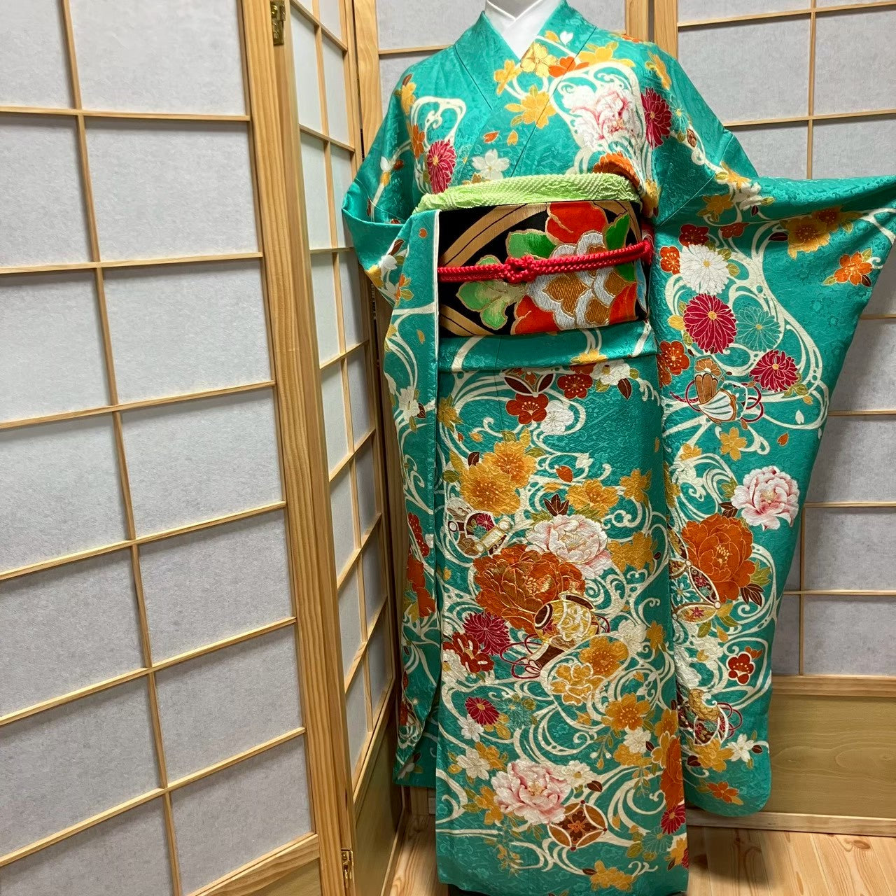 6120# Japanese Vintage Furisode Kimono Obi Obijime Obiage 4-Piece Set Silk Robe
