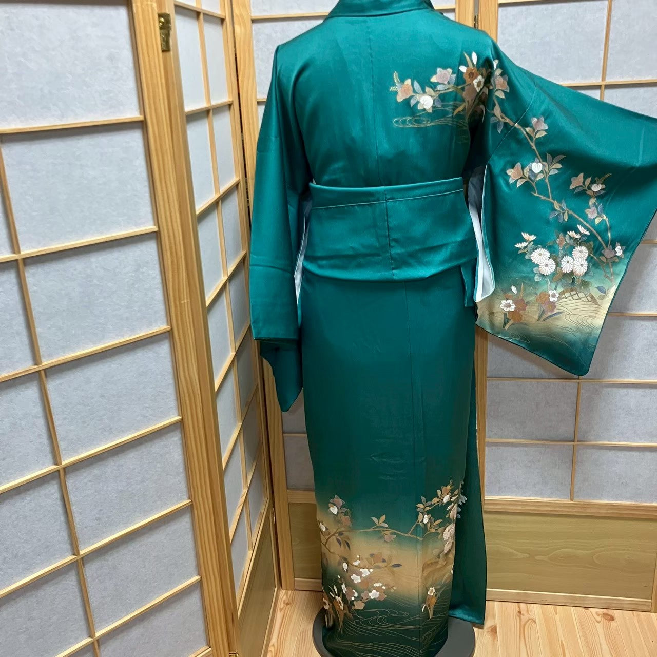 6121# Japanese Kimono Vintage Womens Silk Fabric Robe Kimono only sold