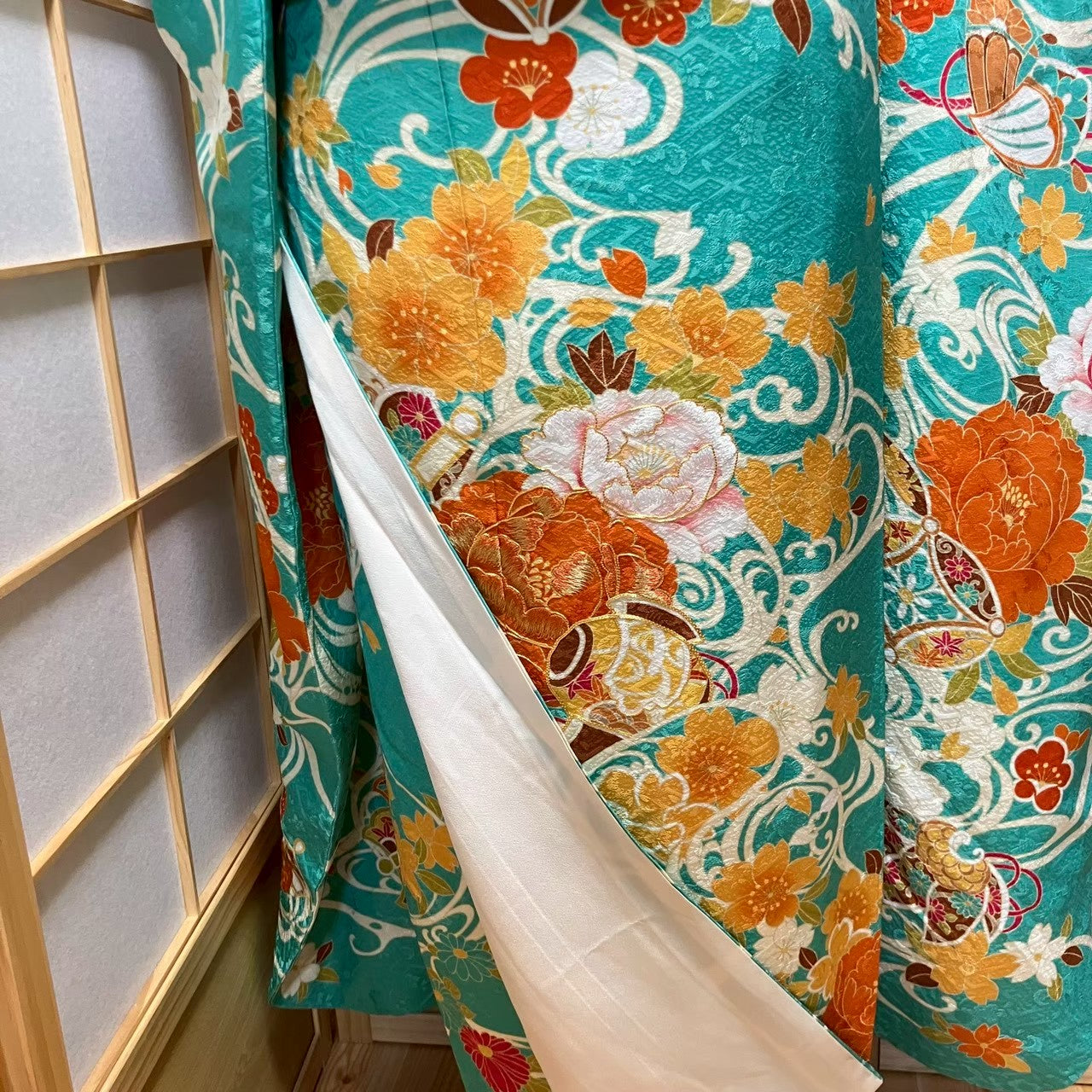 6120# Japanese Vintage Furisode Kimono Obi Obijime Obiage 4-Piece Set Silk Robe