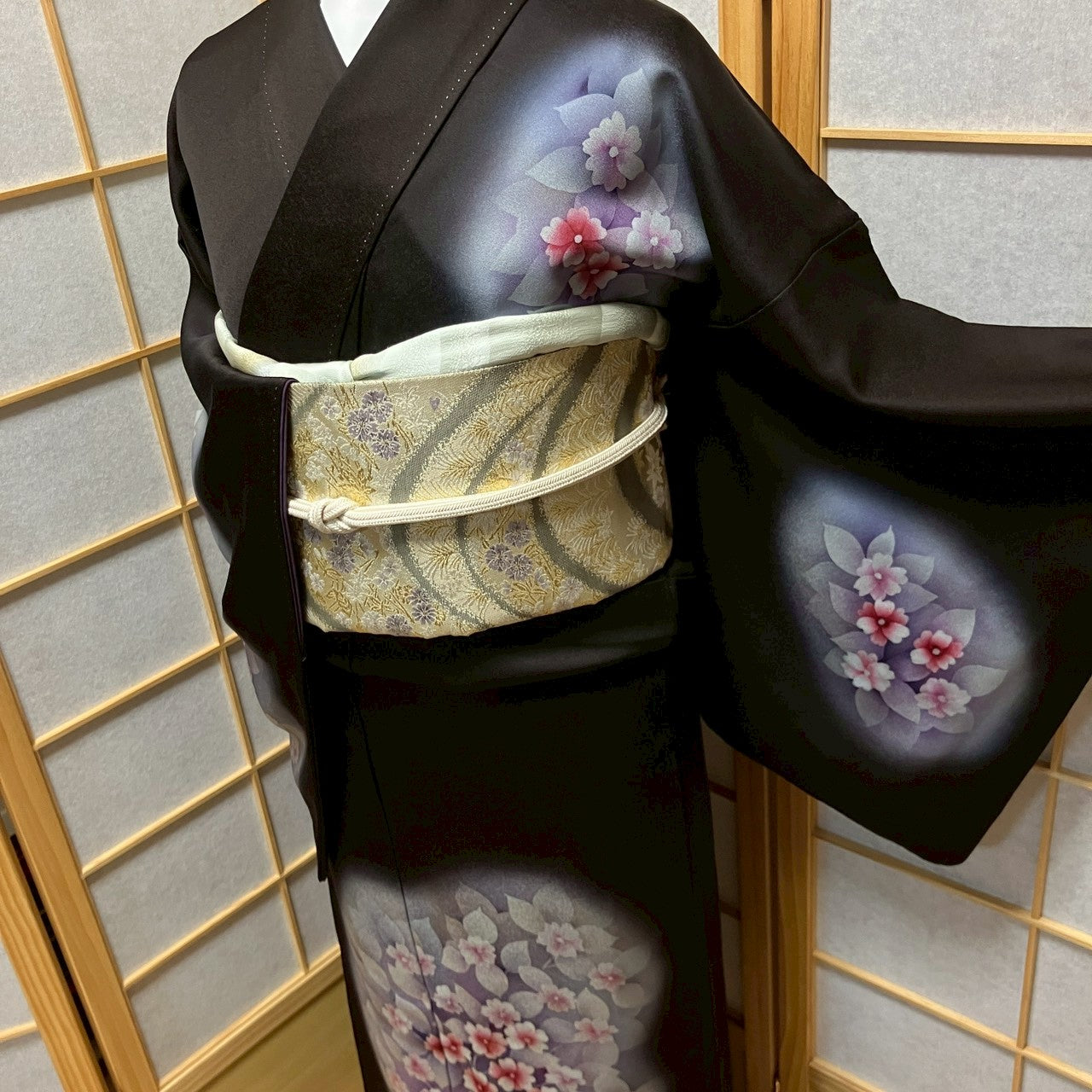 6129# Japanese Kimono Vintage Womens Silk Fabric Robe Kimono only sold Black