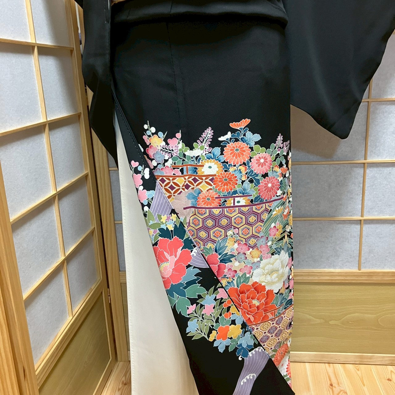 6139# Japanese Tomesode Kimono Vintage Womens Silk Fabric Robe Kimono only sold
